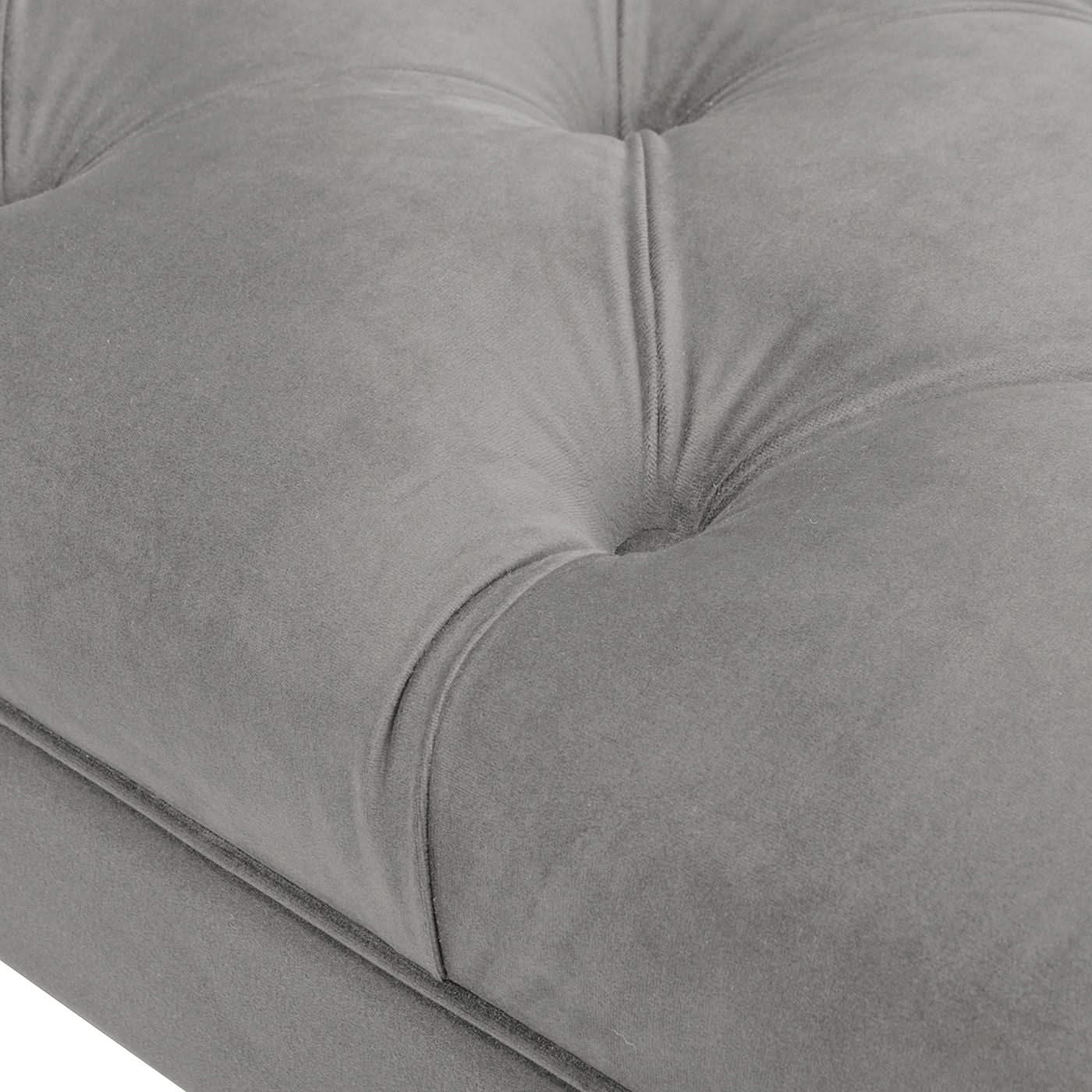 Alma - Tufted Flared Arm Entryway Bench - Image 12