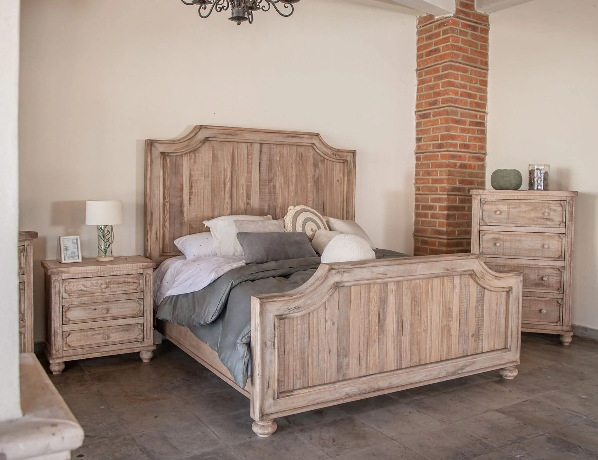Aruba - Chest - Image 2