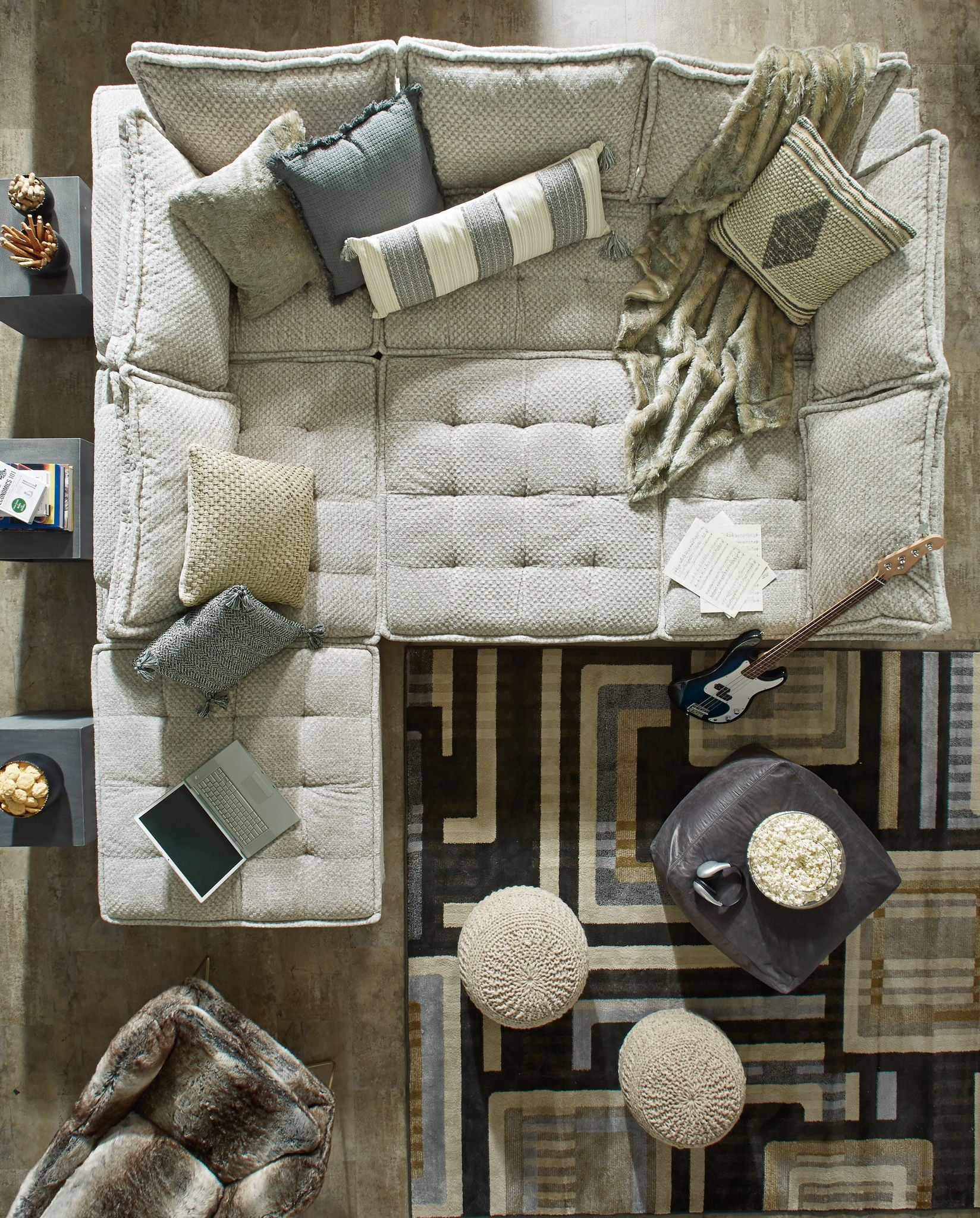 Bales - Sectional - Image 29