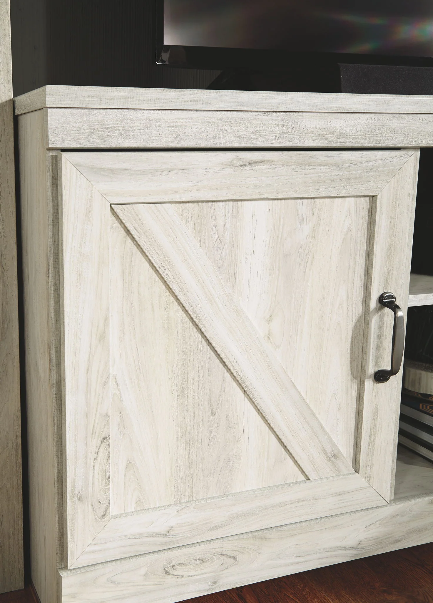 Bellaby - Entertainment Center - Image 12