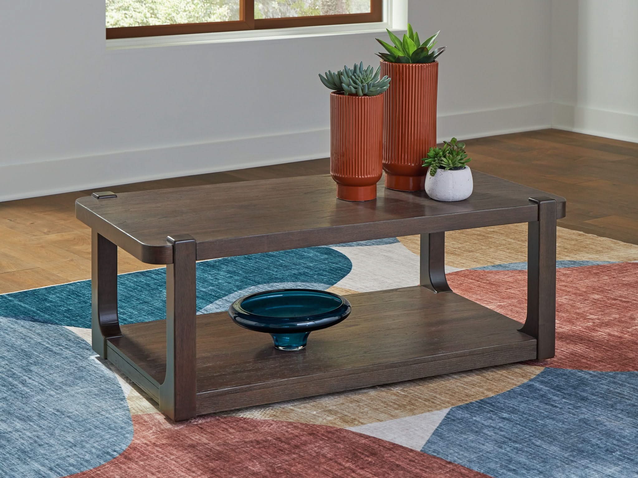 Breckington - Table - Image 7