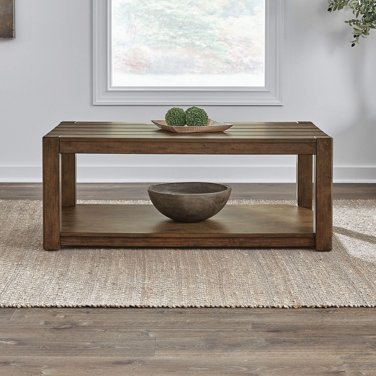Broadmore - Table