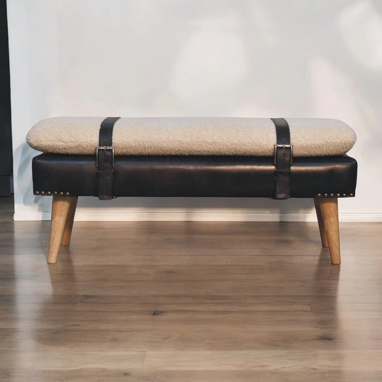 Buffalo - Hide Bench - Image 2