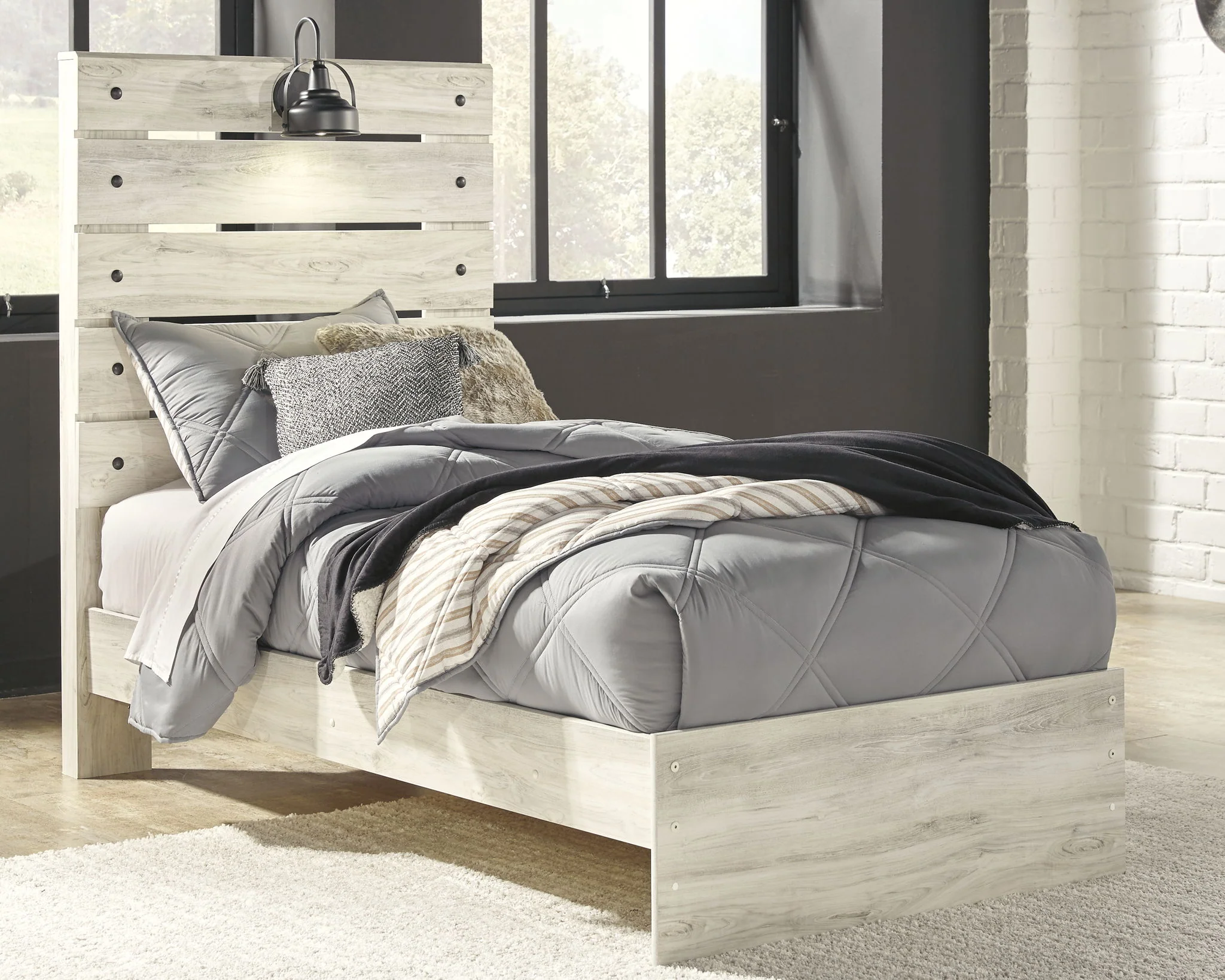 Cambeck - Panel Bed - Image 55