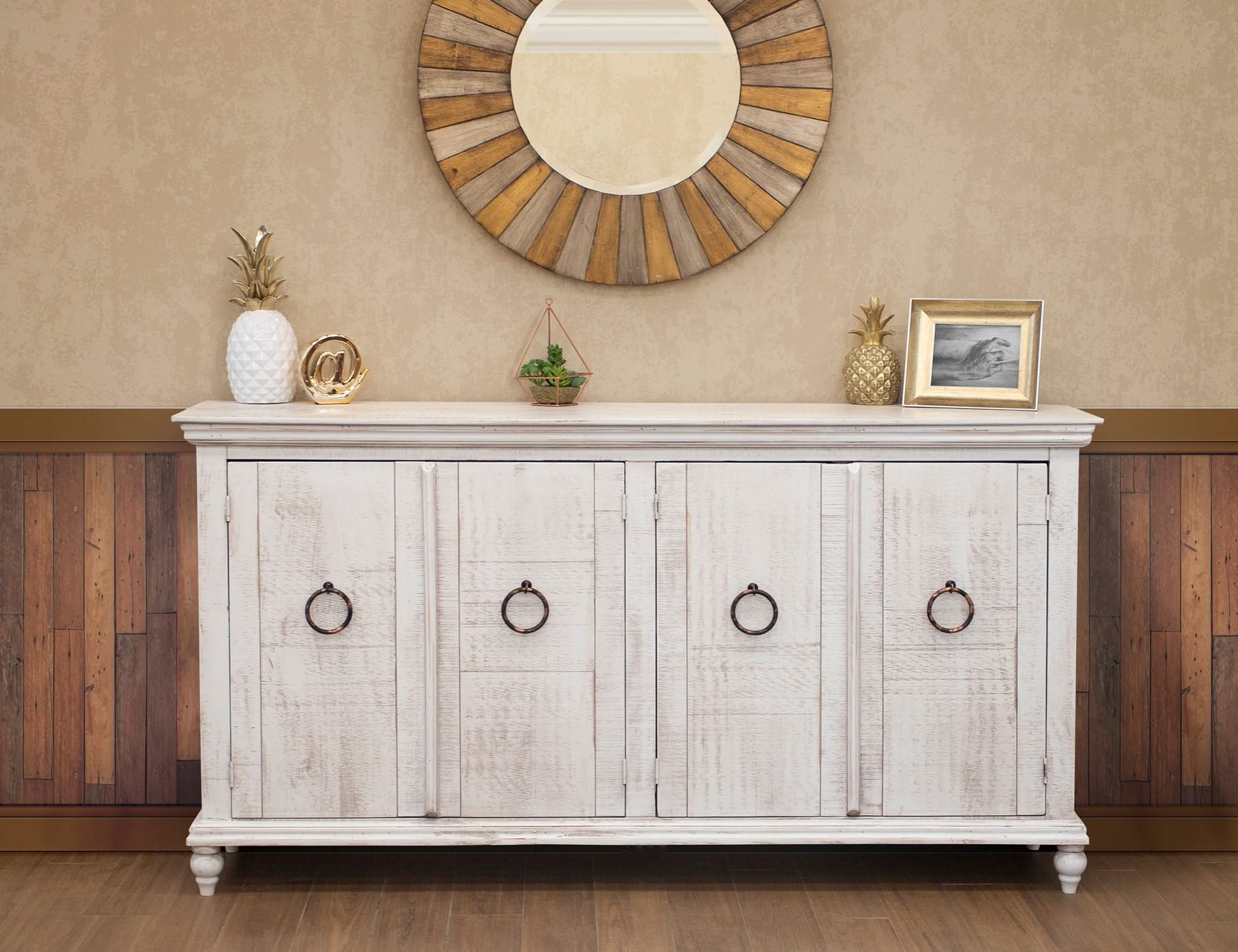 Capri - Console - Image 10