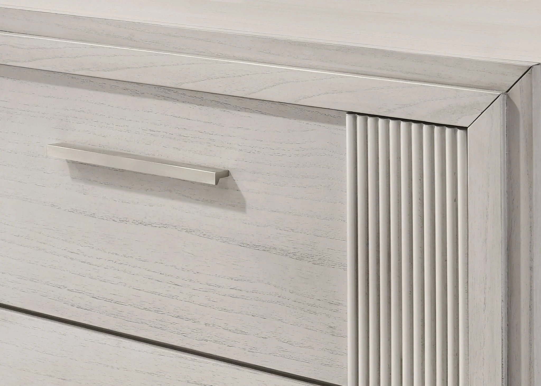 Carlton - Dresser - White Mist - Image 2