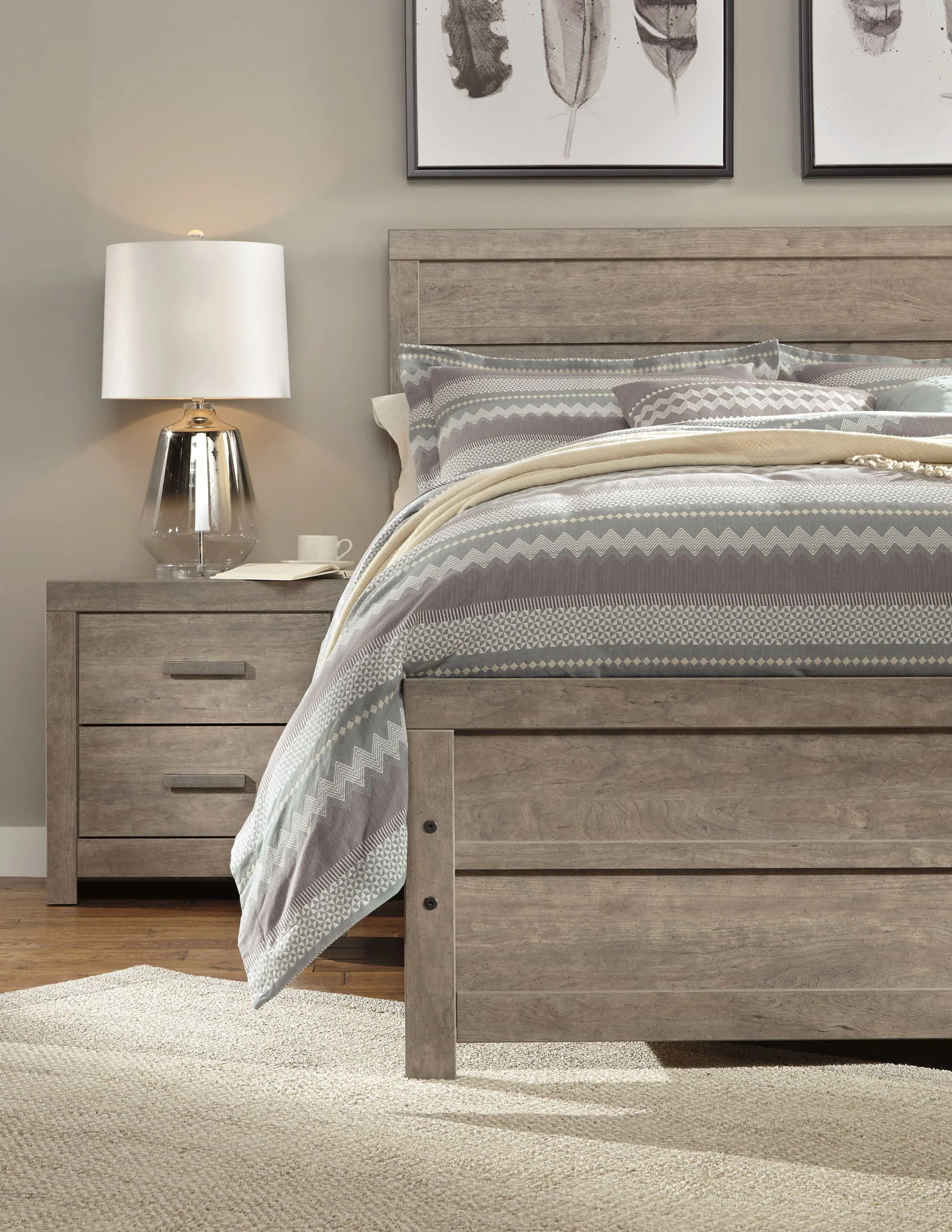 Culverbach - Panel Bed - Image 4
