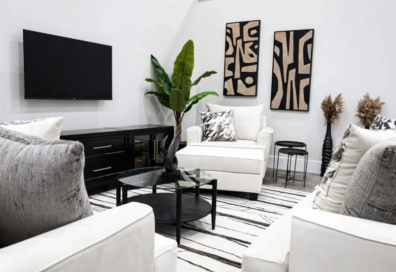 Dalton Ivory Modern Living Room Set with Accent Pillows - Image 2