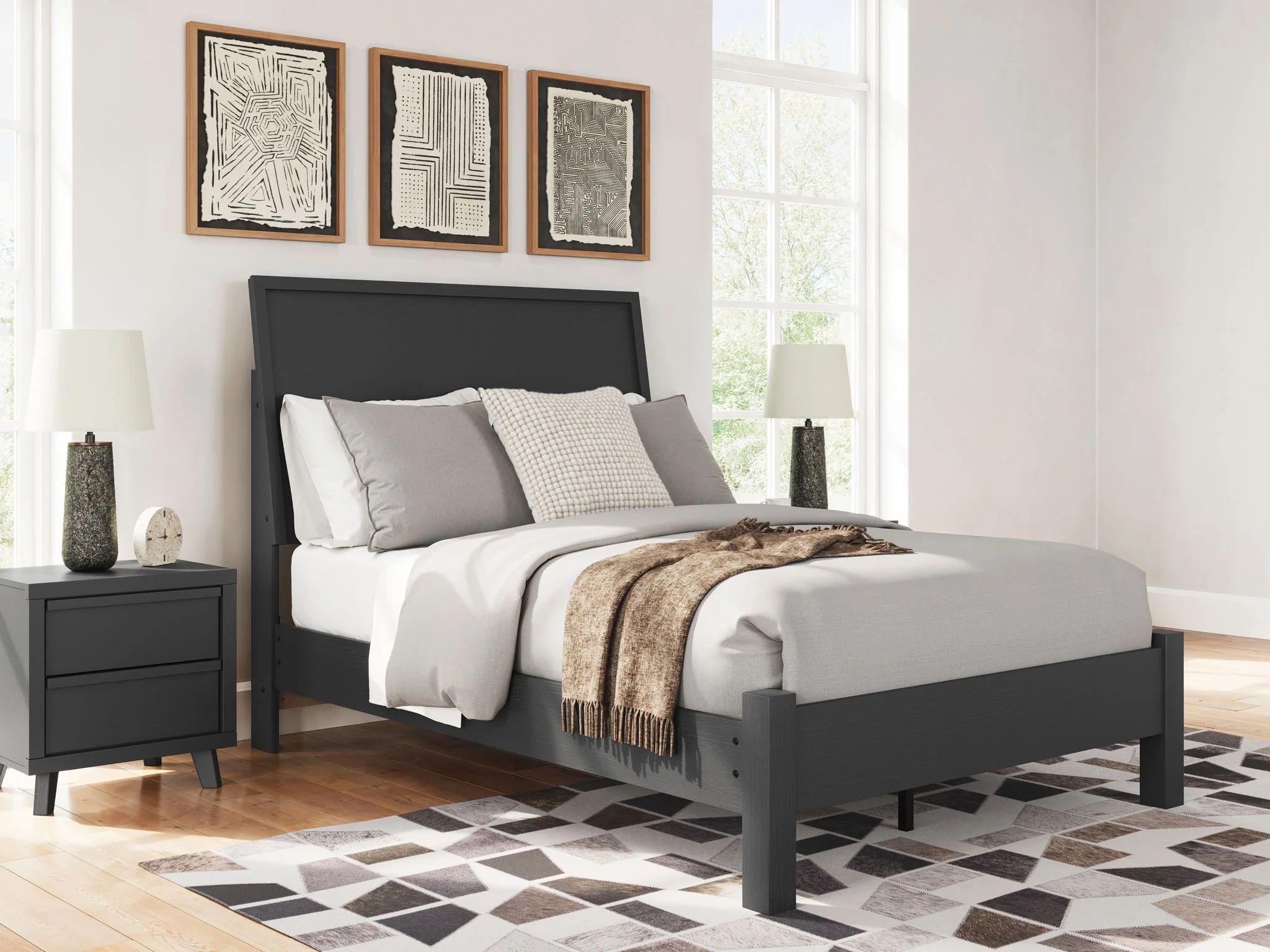 Danziar - Panel Bed With Low Footboard - Image 4