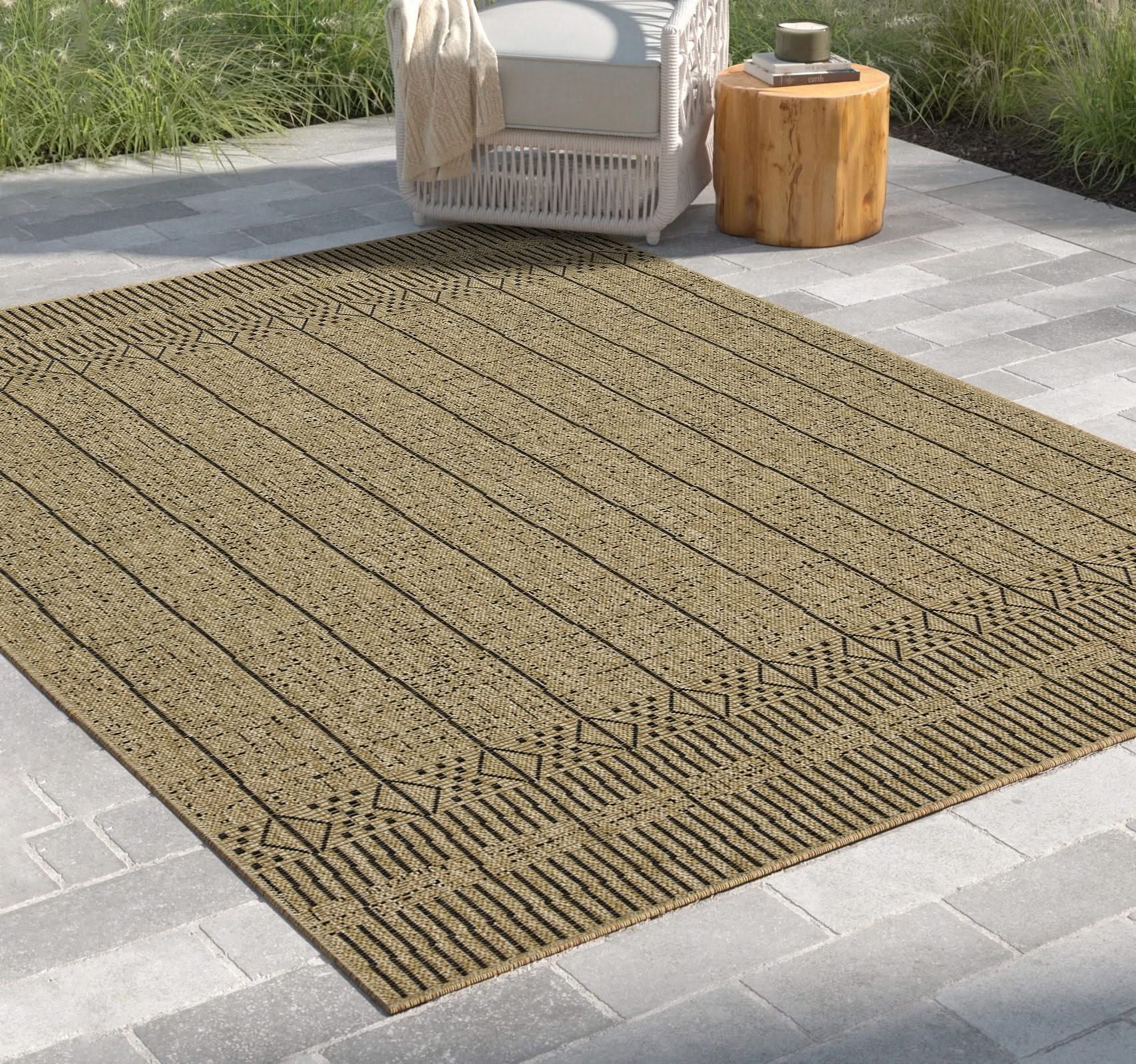 Earth - 7'10" X 10'3" Polypropylene, Indoor, Outdoor Area Rug - Jute / Black - Image 4
