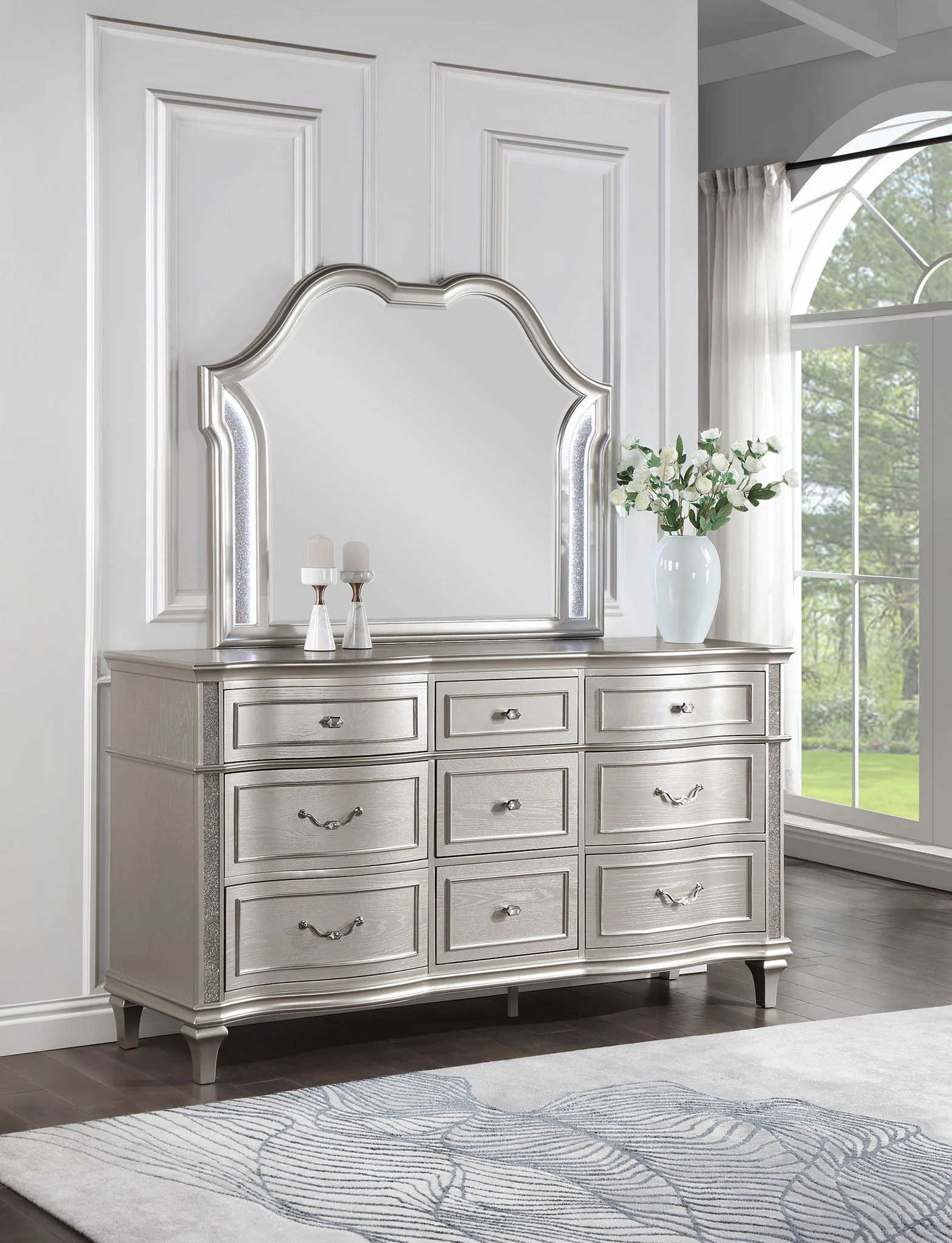 Evangeline 9-drawer Dresser with Mirror Silver Oak - Image 2