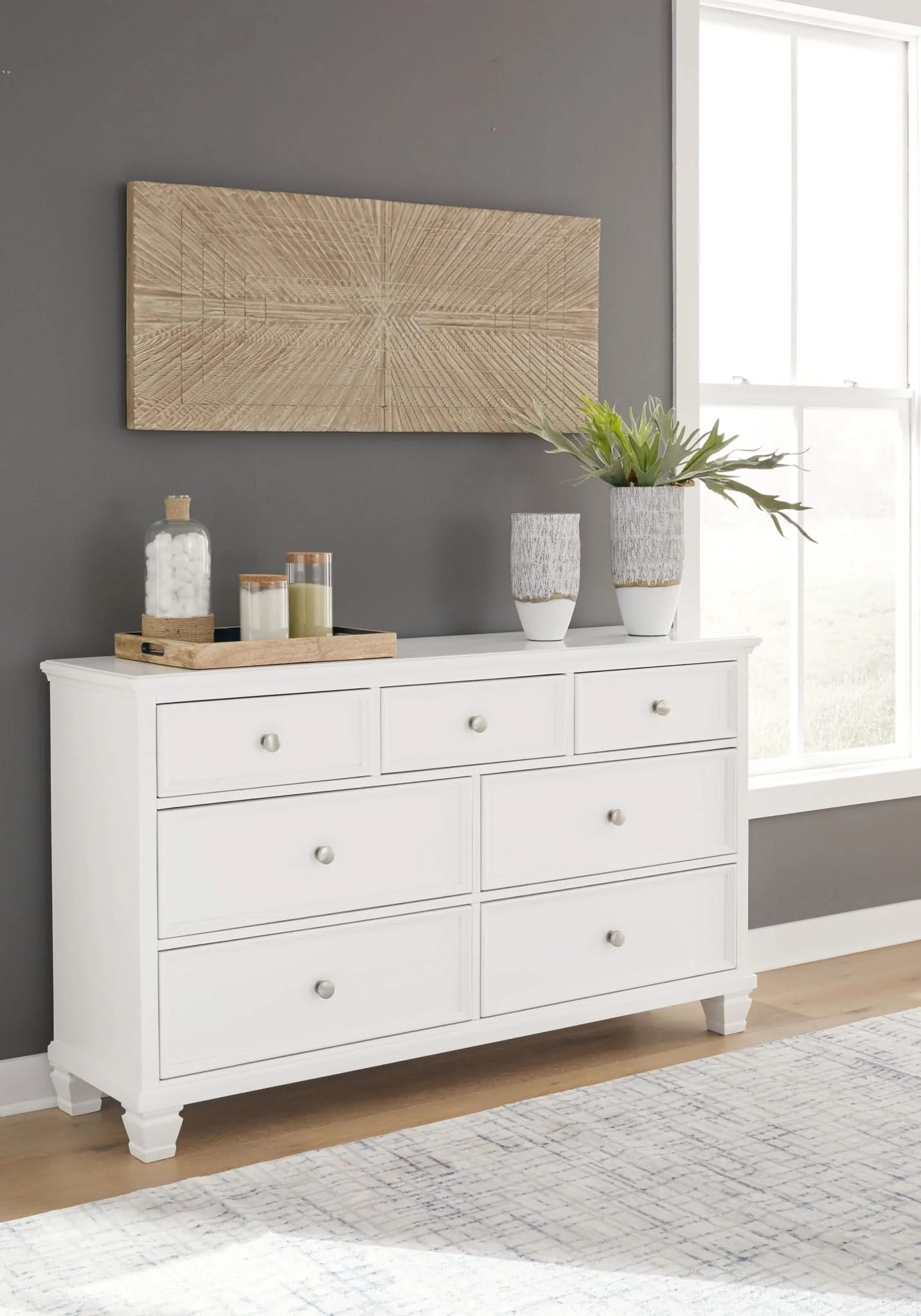 Fortman - Dresser - White - Image 3