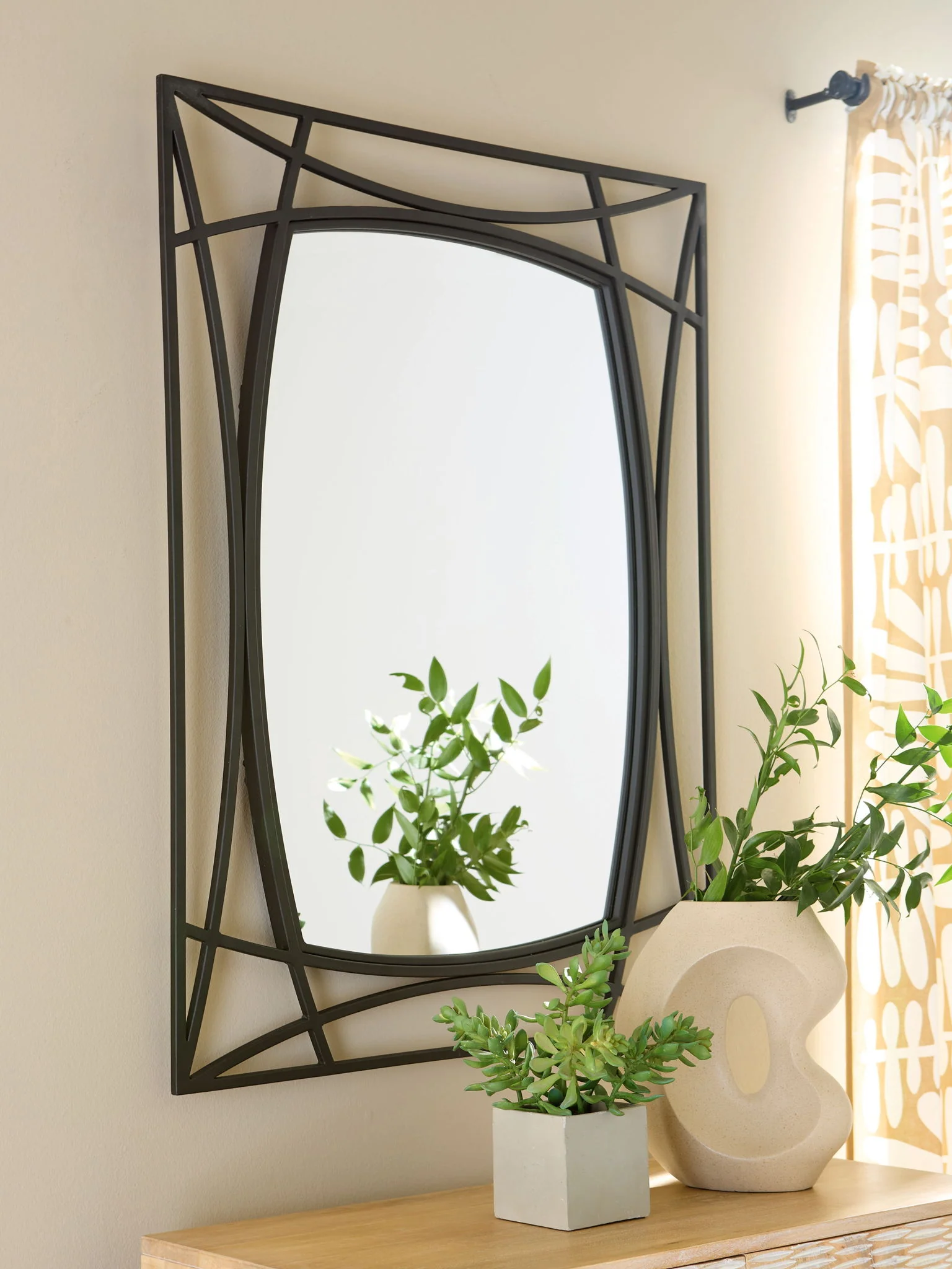 Freenville - Accent Mirror - Black - Image 4