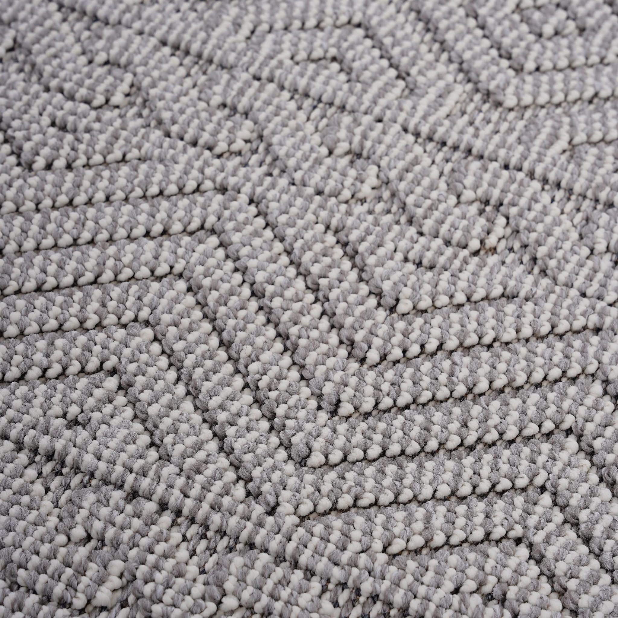 Guros - 6' X 9' Geometric Indoor / Outdoor Area Rug - White - Image 2