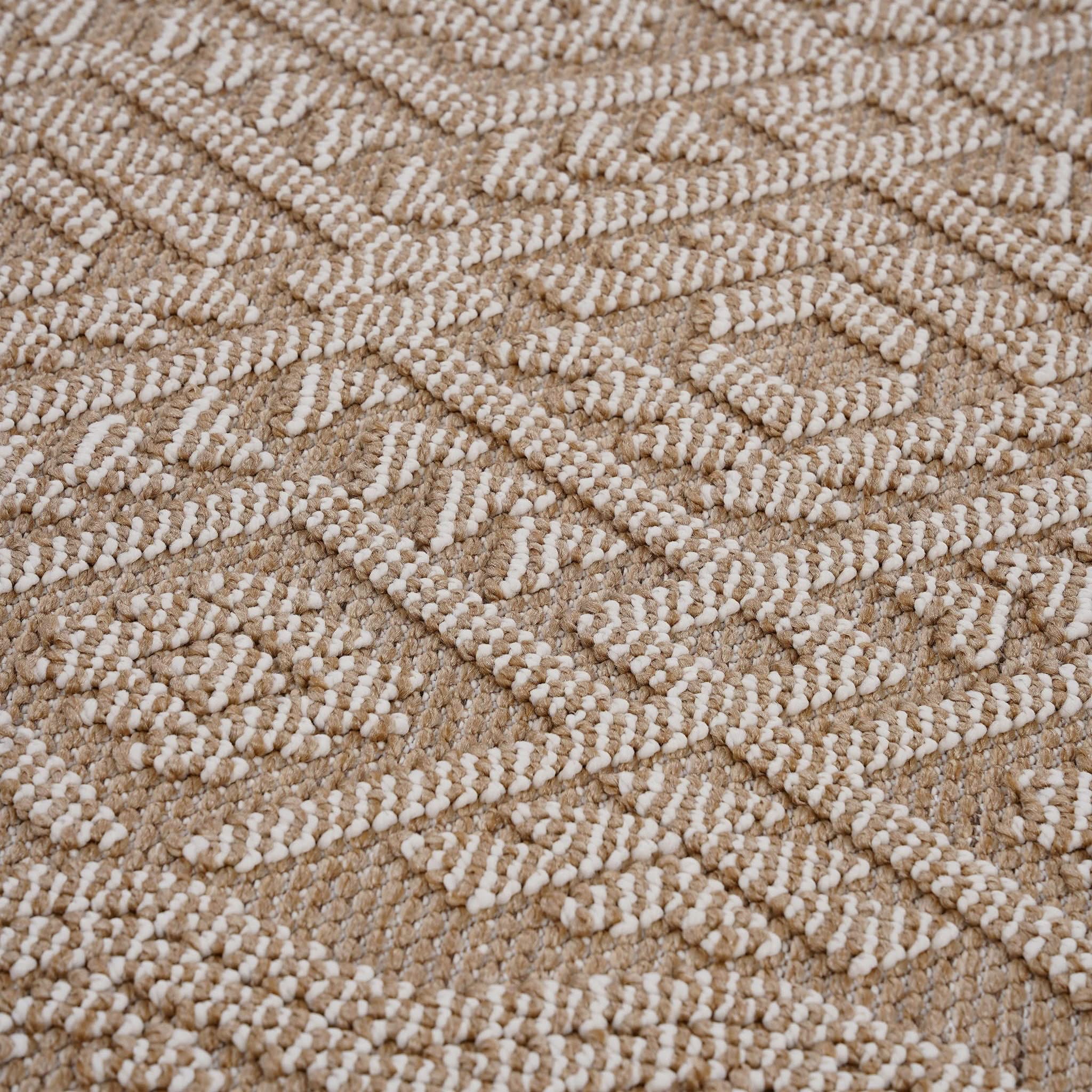 Guros - 8' X 10' Traditional Indoor / Outdoor Area Rug - Natural - Image 2