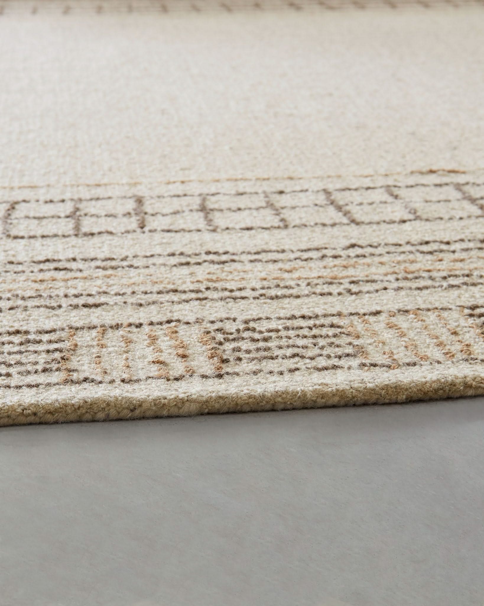 Idaman - Rug - Image 4