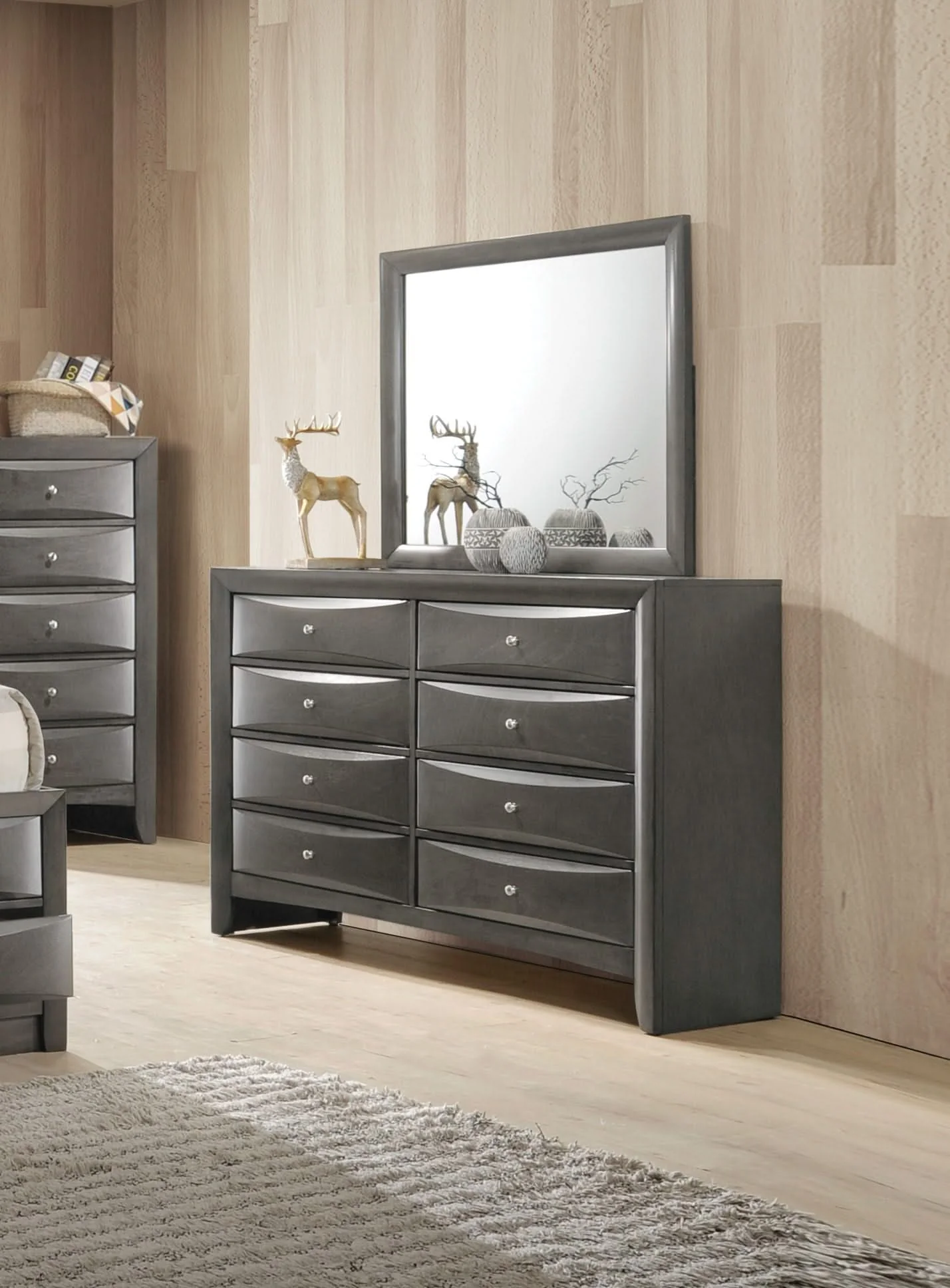 Ireland - Elegant Design Chest - Image 9