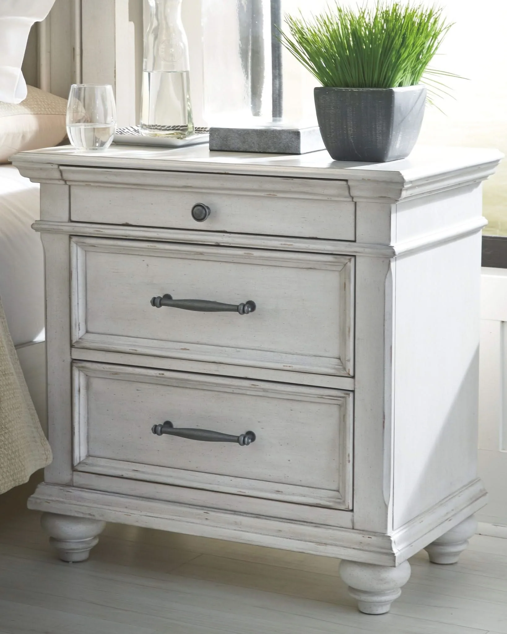 Kanwyn - Panel Bedroom Set - Image 32