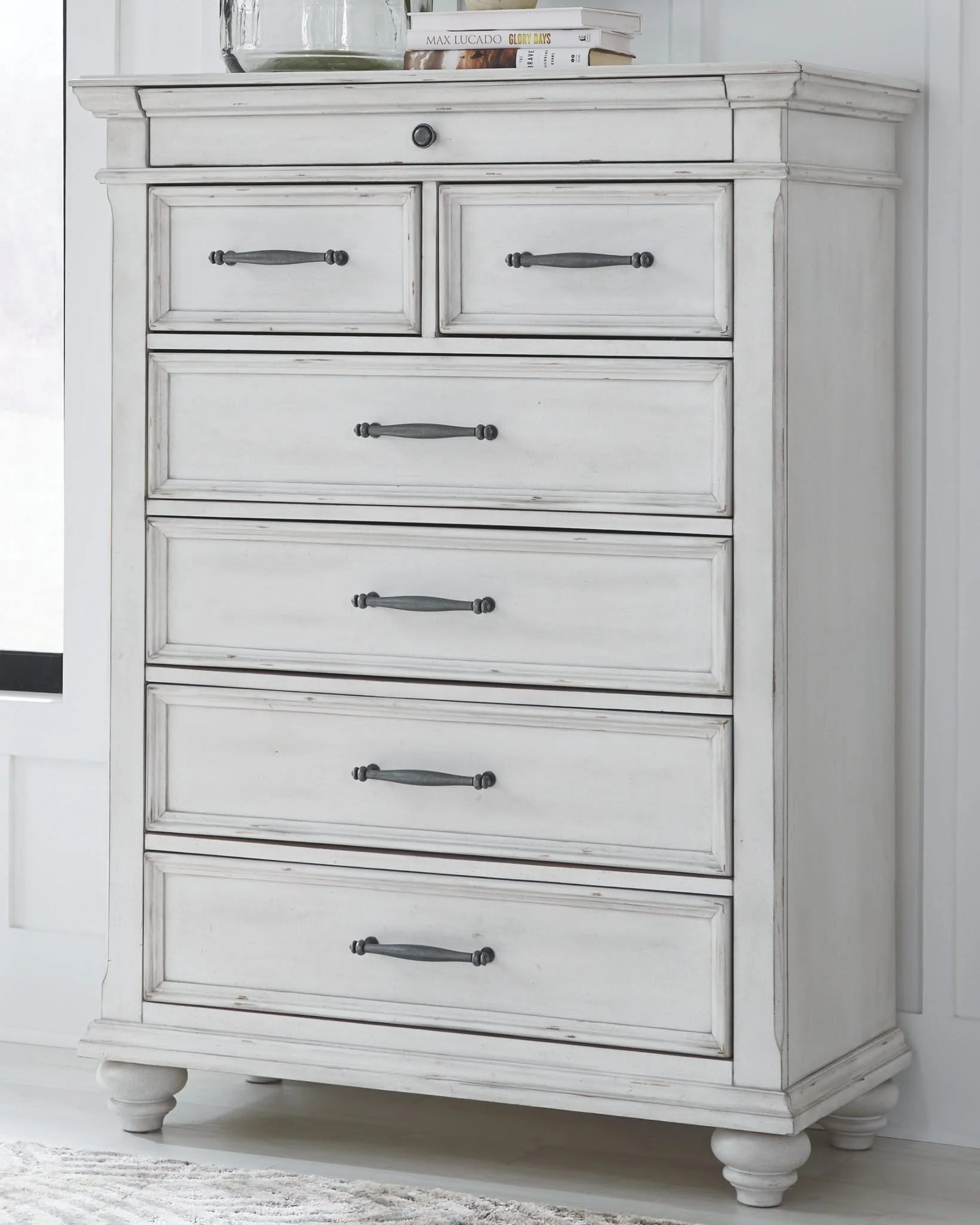 Kanwyn - Upholstered Bedroom Set - Image 48