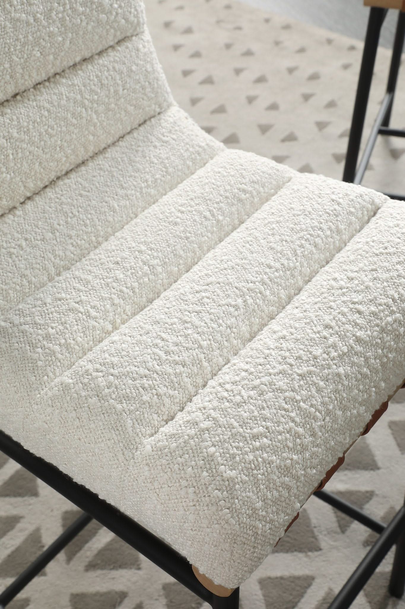 Lahni - 17" Boucle Fabric Counter Height Chair - Image 5