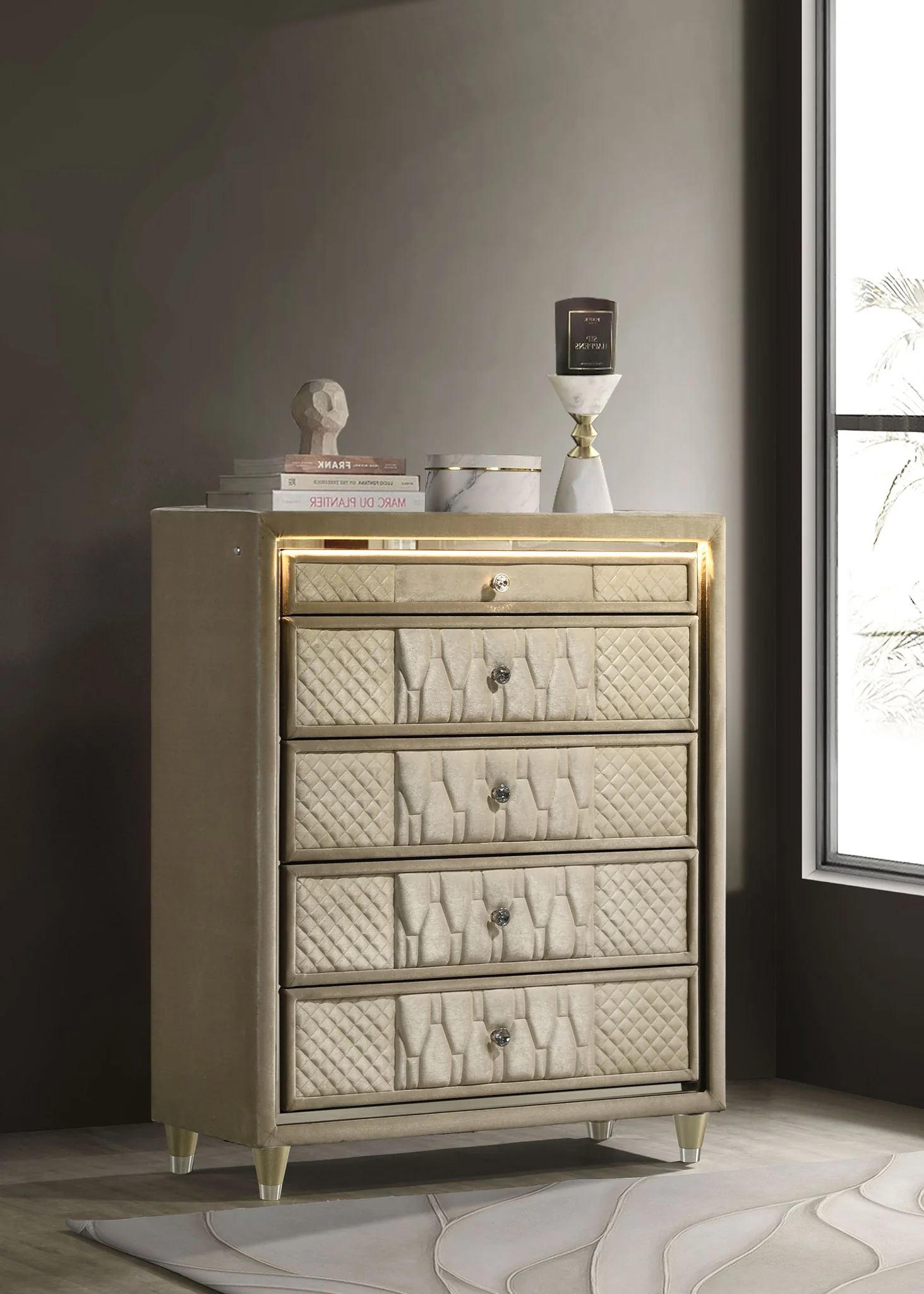 Lorient 5-drawer LED Chest of Drawers Ivory and Camel - Image 3