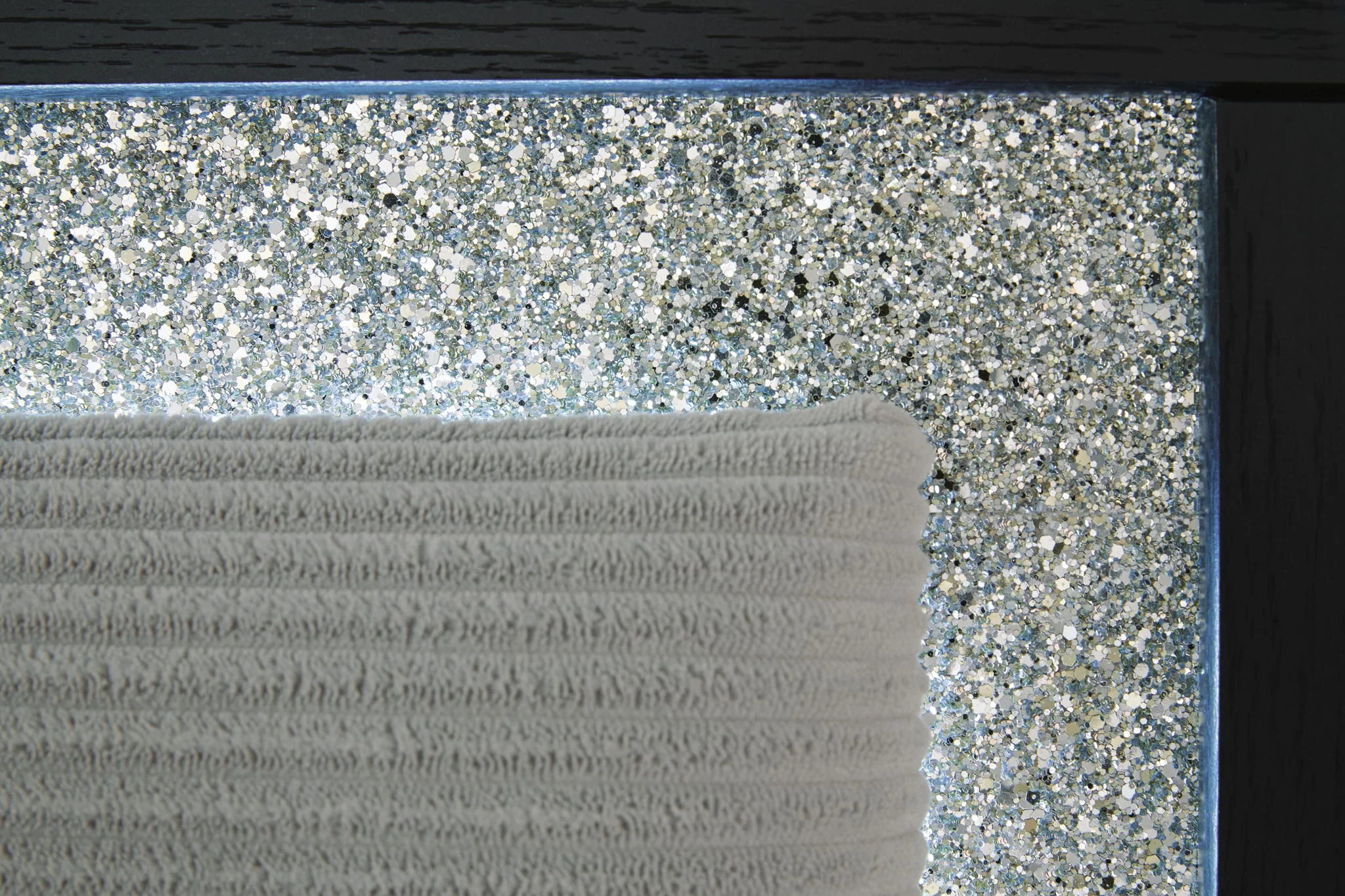 Maeling - Upholstered Panel Headboard - Image 9