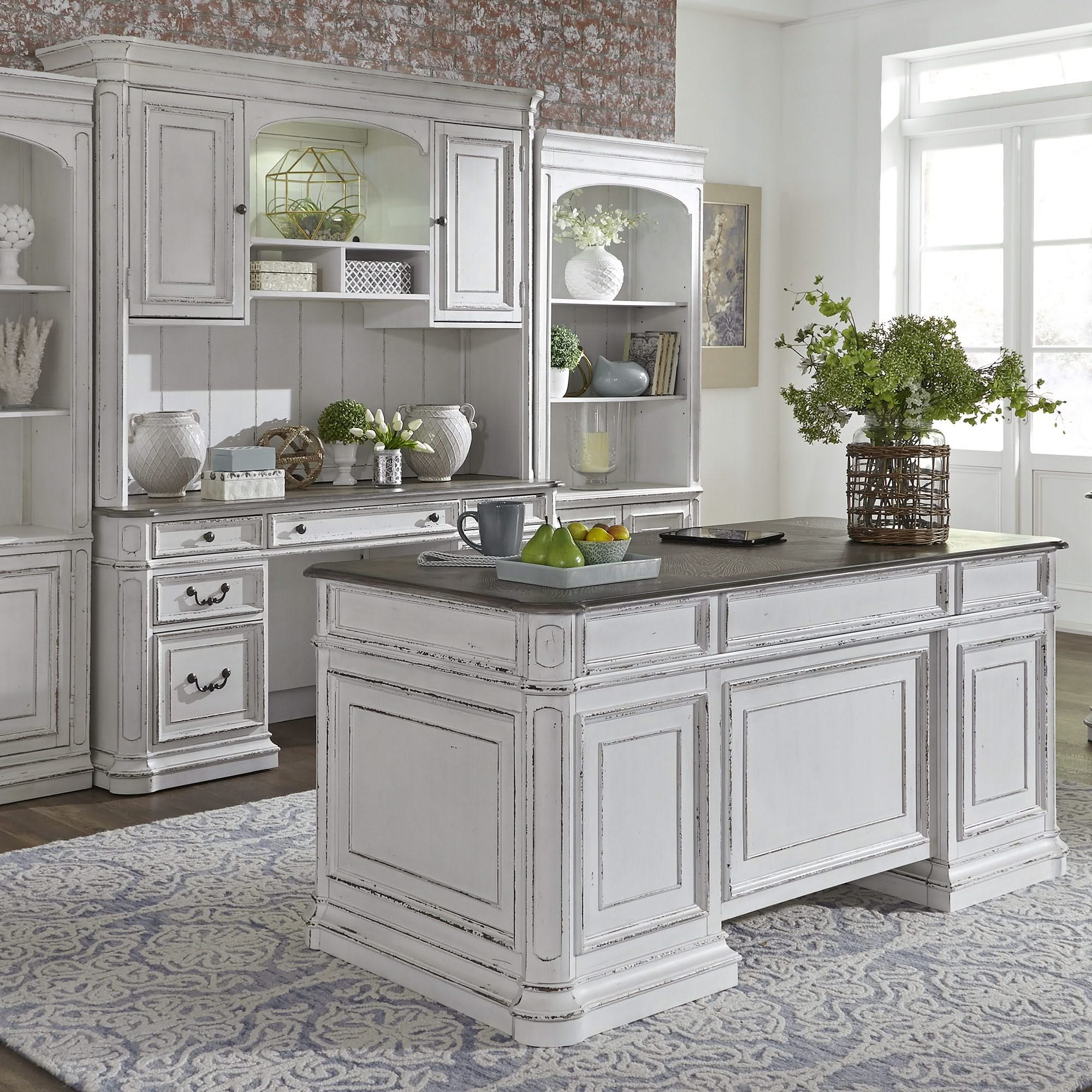 Magnolia Manor - 5 Piece Home Office Set (Complete Desk) - Antique White