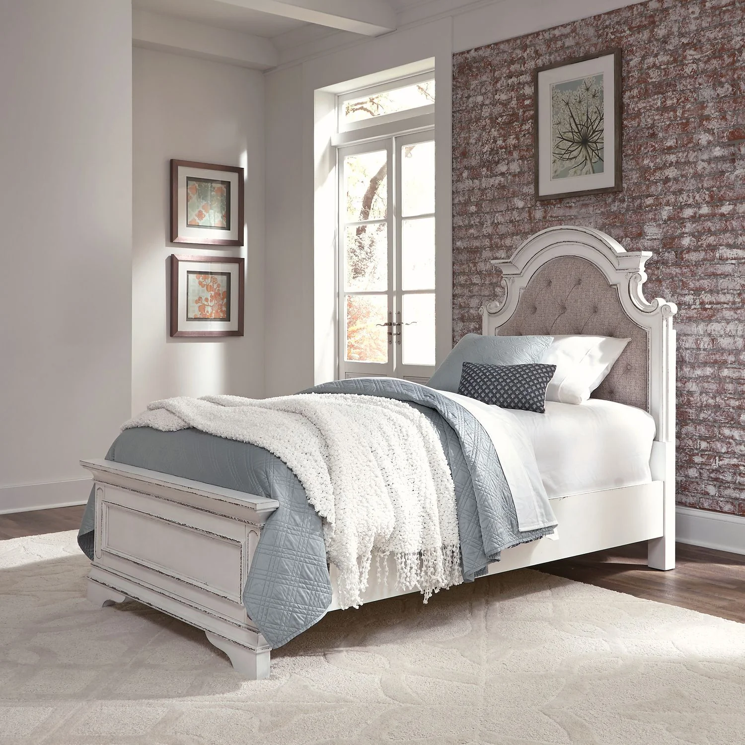 Magnolia Manor - Upholstered Bed - Image 7