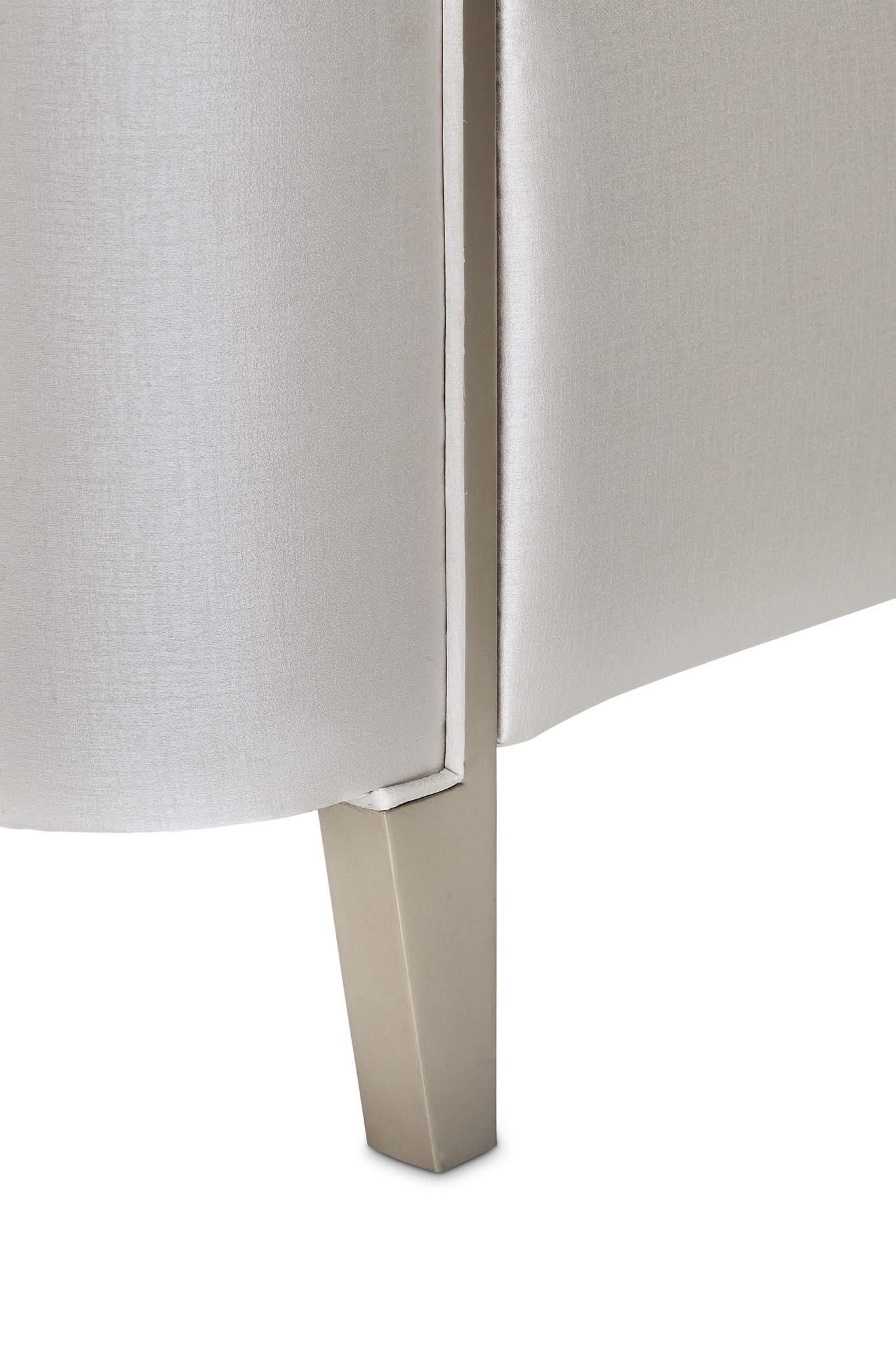 Malibu Crest - Scalloped Panel Bed - Image 3