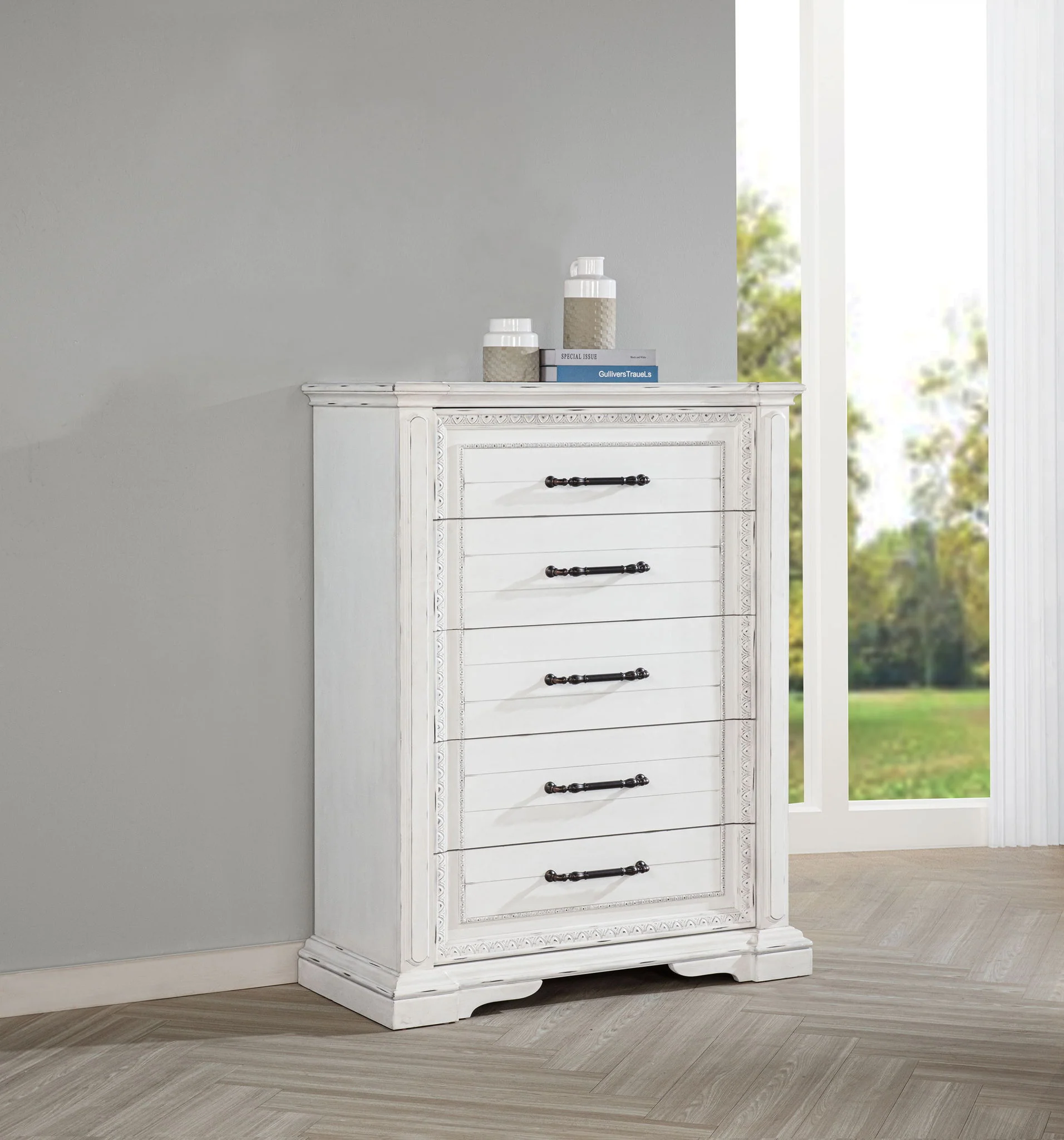 McKinney 5-drawer Bedroom Chest of Drawers Vintage White - Image 3