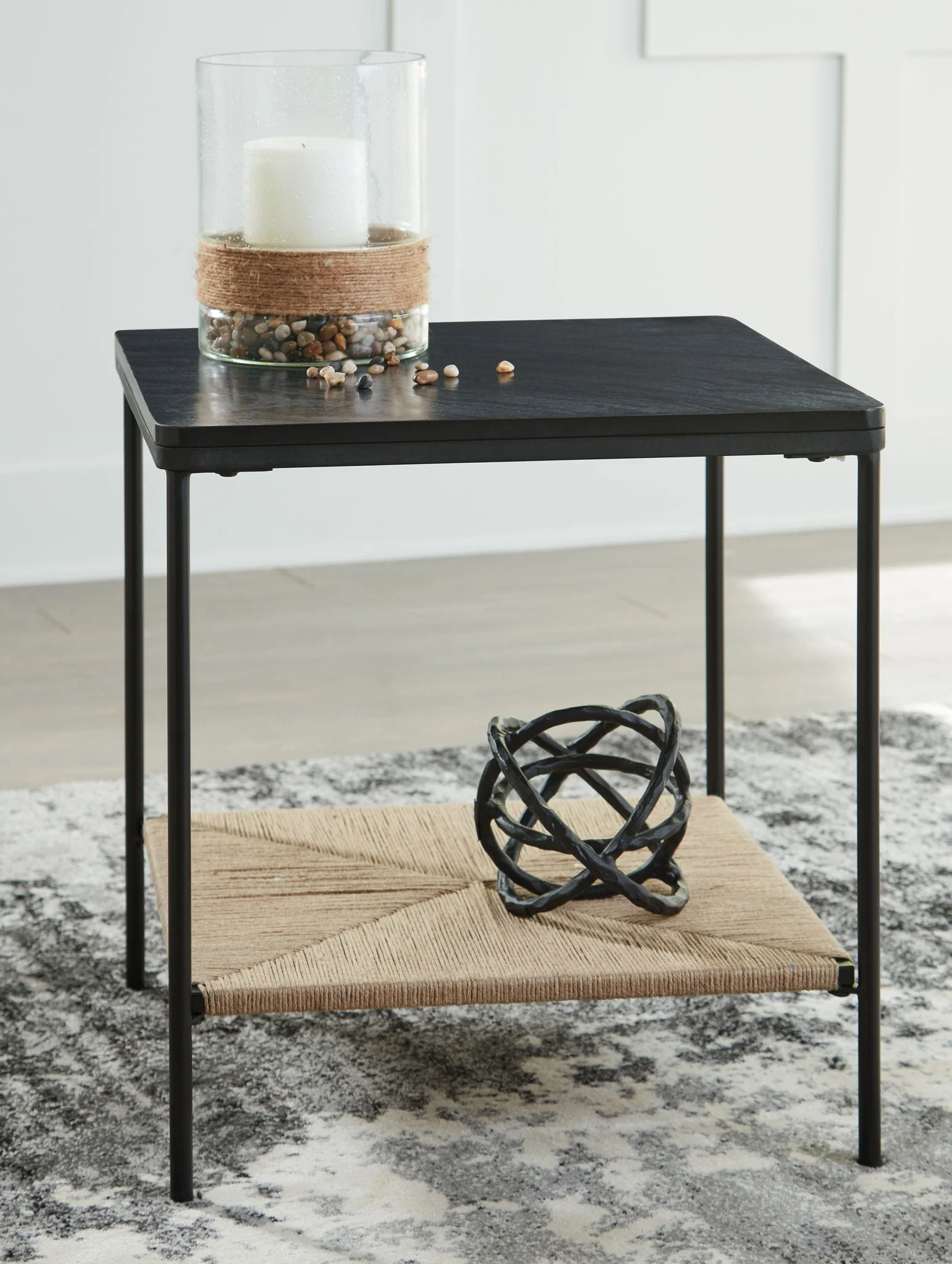 Minrich - Accent Table - Black / Natural - Image 2