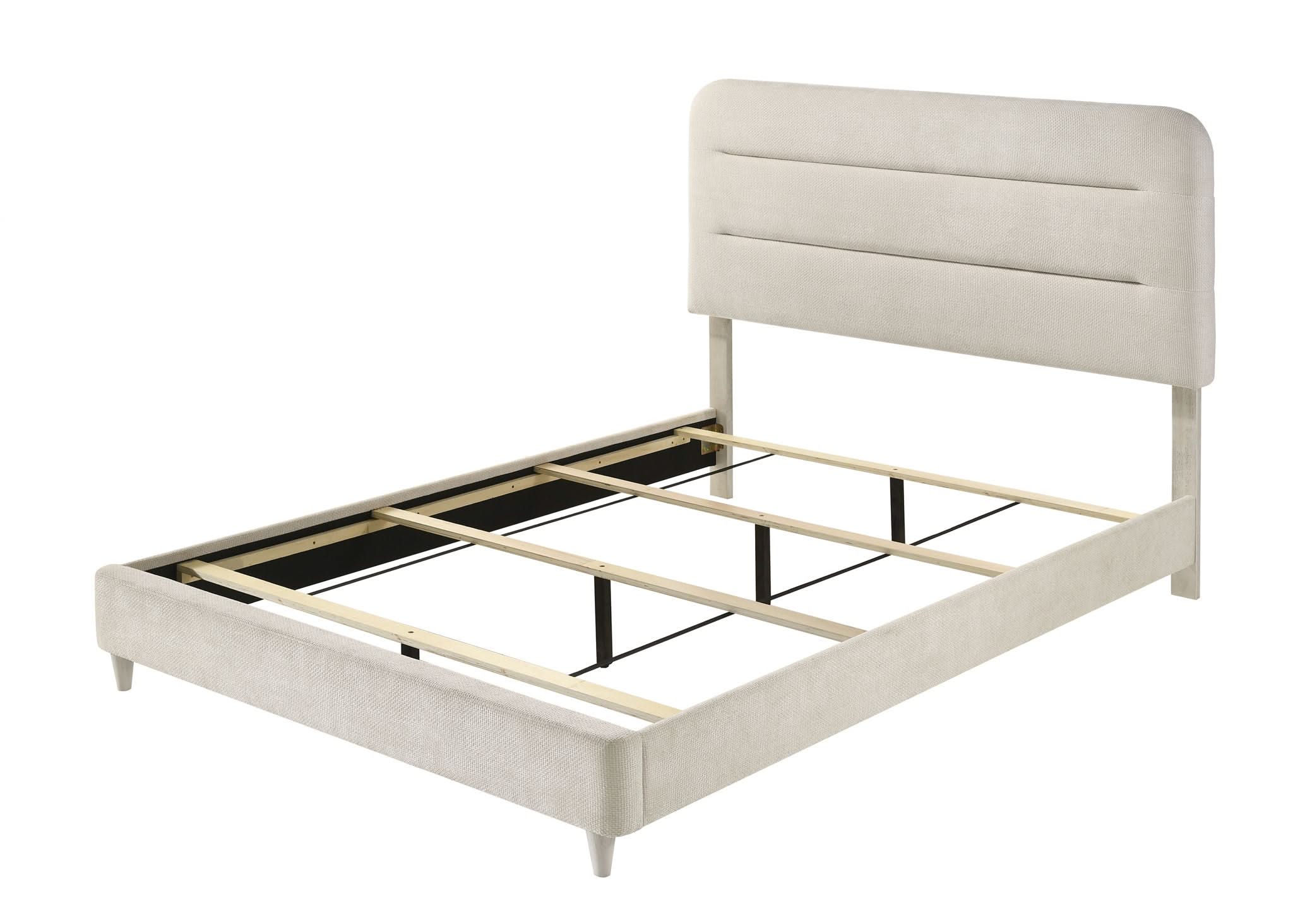 Nyomi - King 4 Piece Bedroom Set - White - Image 2