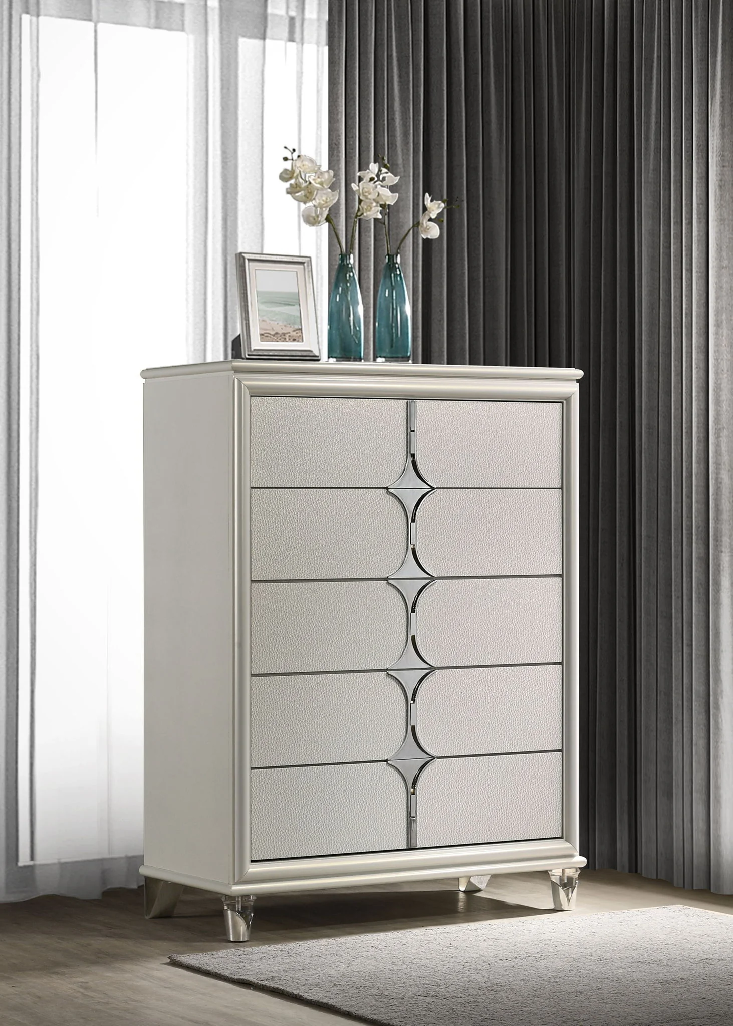 Olivia 5-drawer Bedroom Chest of Drawers Pearl White - Image 4