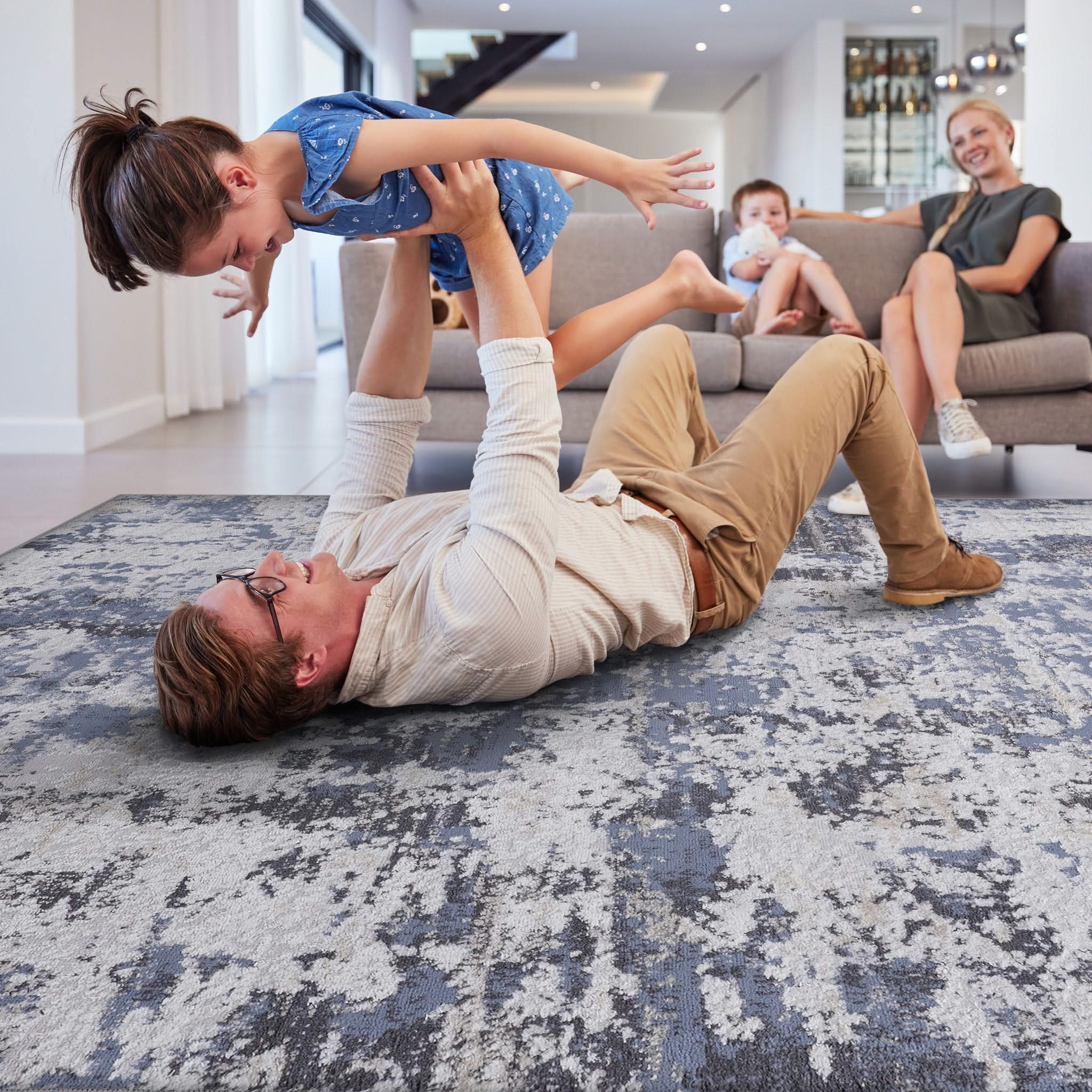 Payas - 6' X 9' Abstract Area Rug - Gray / Denim - Image 4