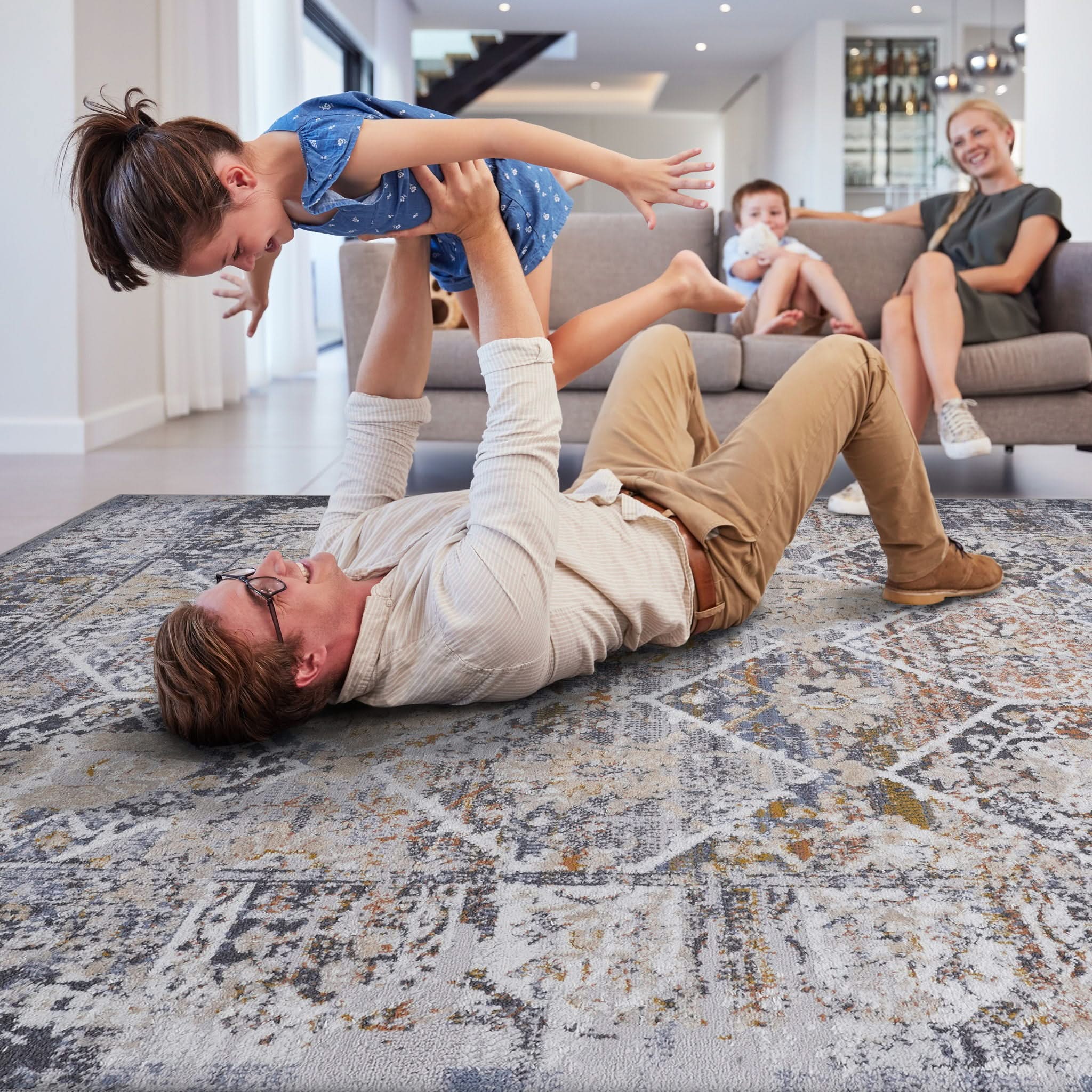 Payas - 6' X 9' Traditional Area Rug - Multi - Image 2
