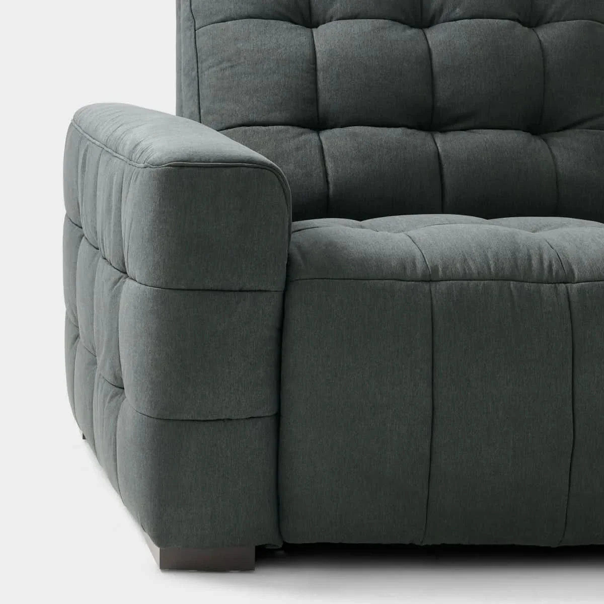 Peyton Pepper Charcoal 6-Piece Power Reclining Sectional with Storage Console & USB Charging - Image 6