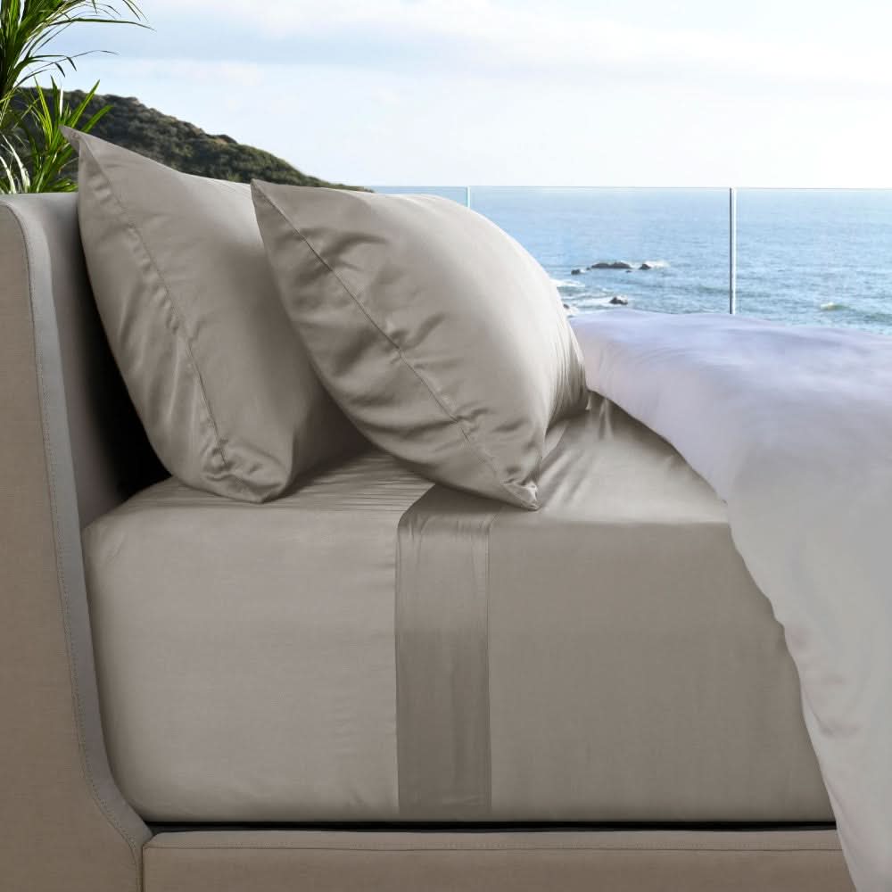 Resort Luxury Bamboo Cooling Sheet Set - Image 13
