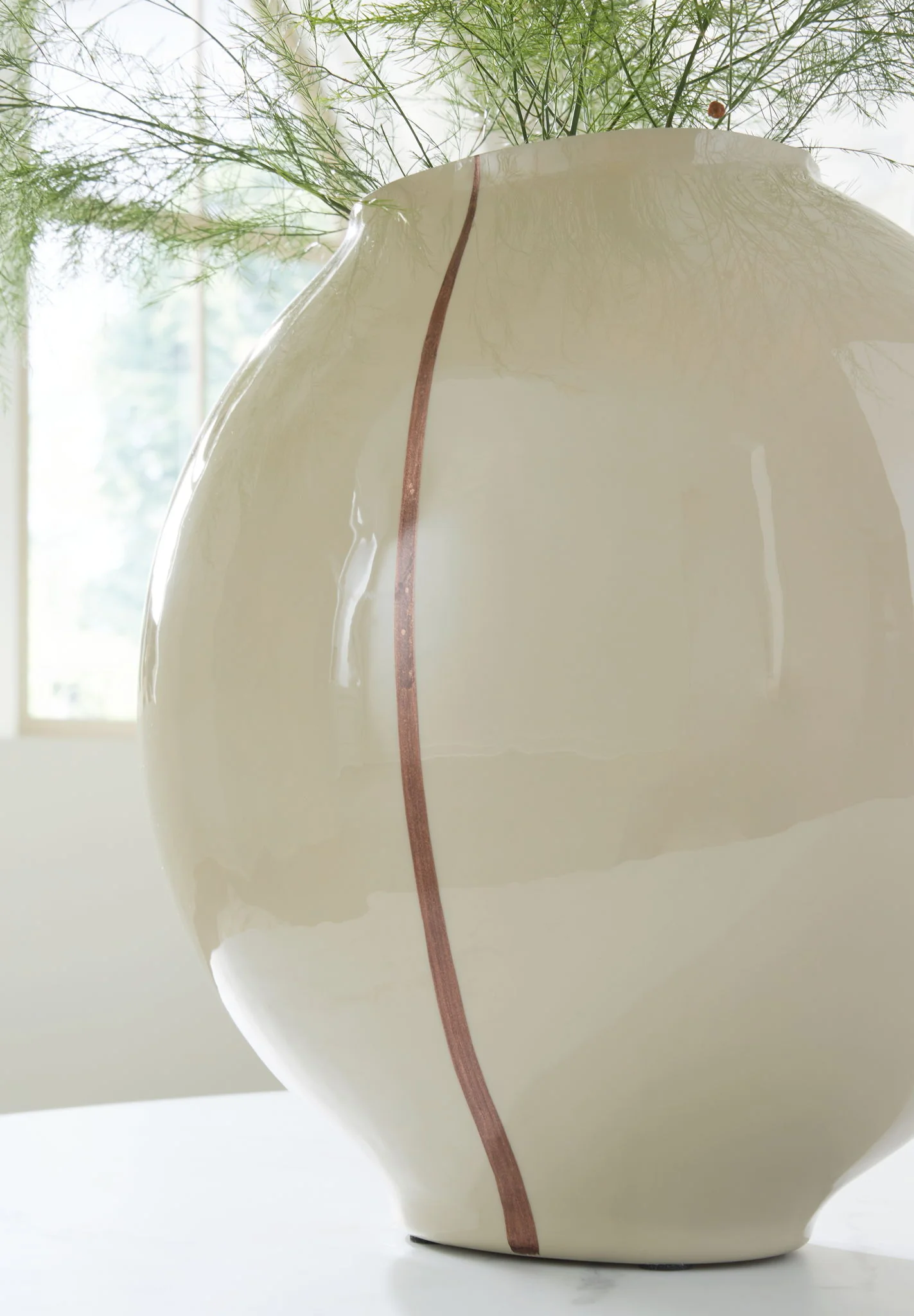 Sheabourne - Vase - Image 5