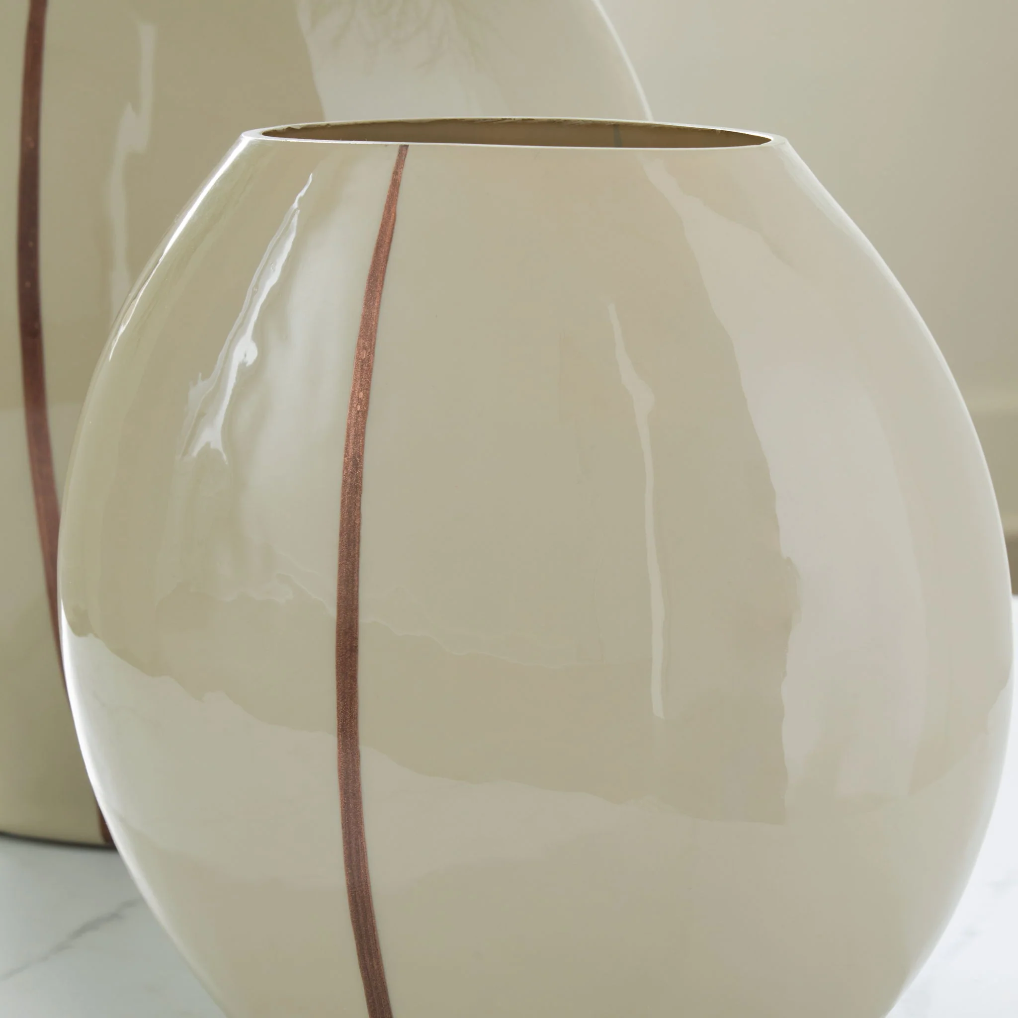 Sheabourne - Vase - Image 7