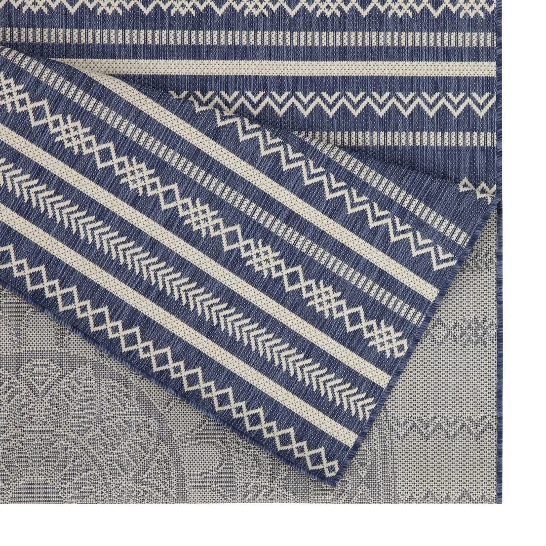 Sunshine - 5'3" X 7'3" Indoor, Outdoor Area Rug - Blue - Polypropylene - Image 4
