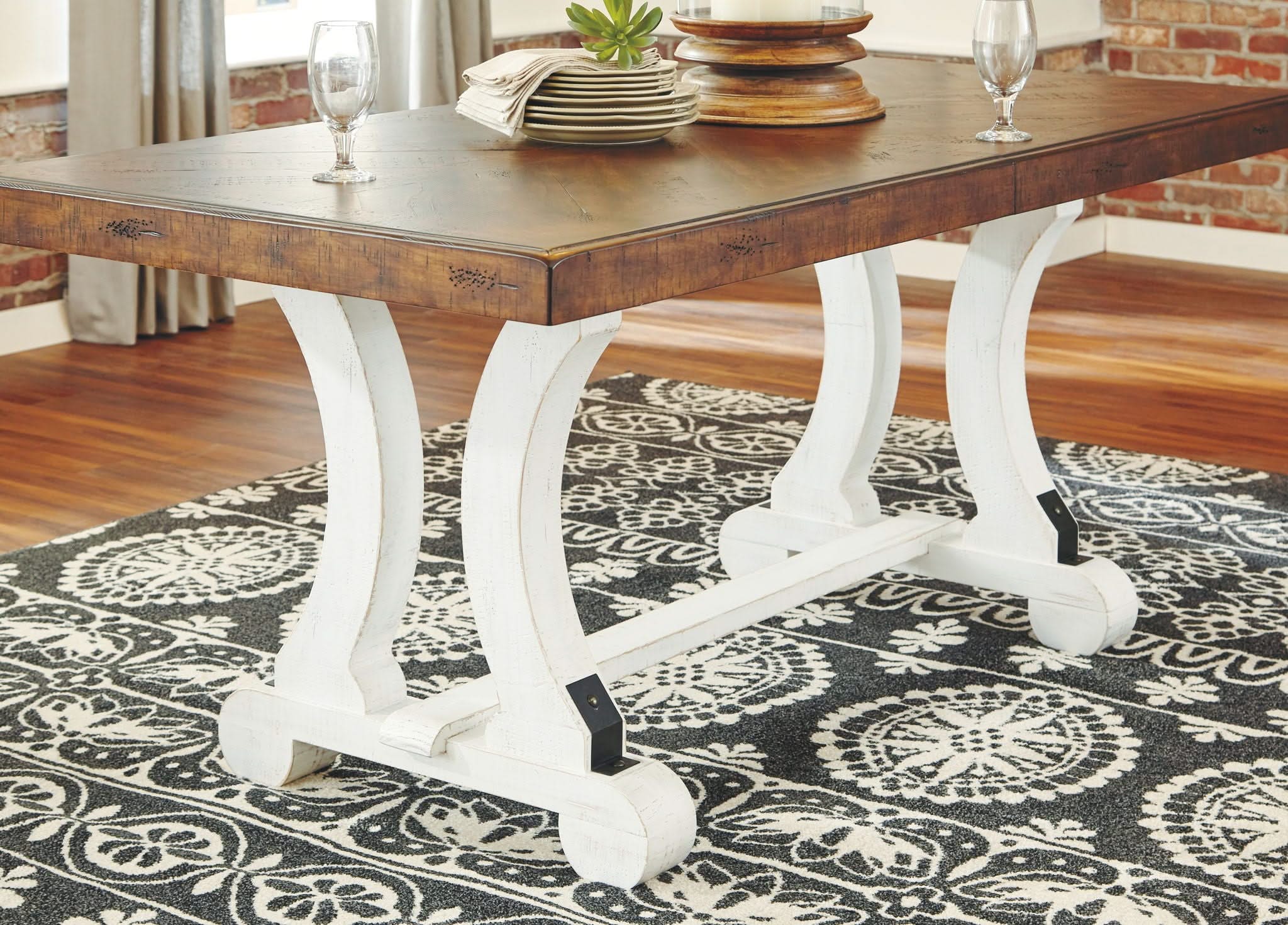 Valebeck - Dining Table Set - Image 6
