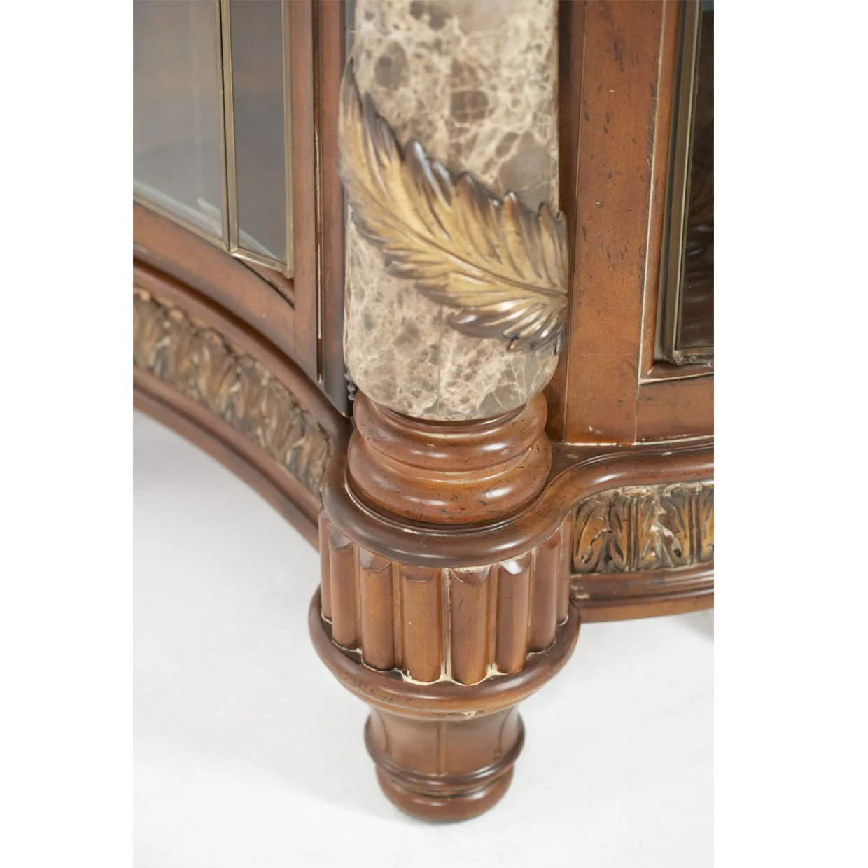 Villa Valencia - Sideboard Mirror - Classic Chestnut - Image 2